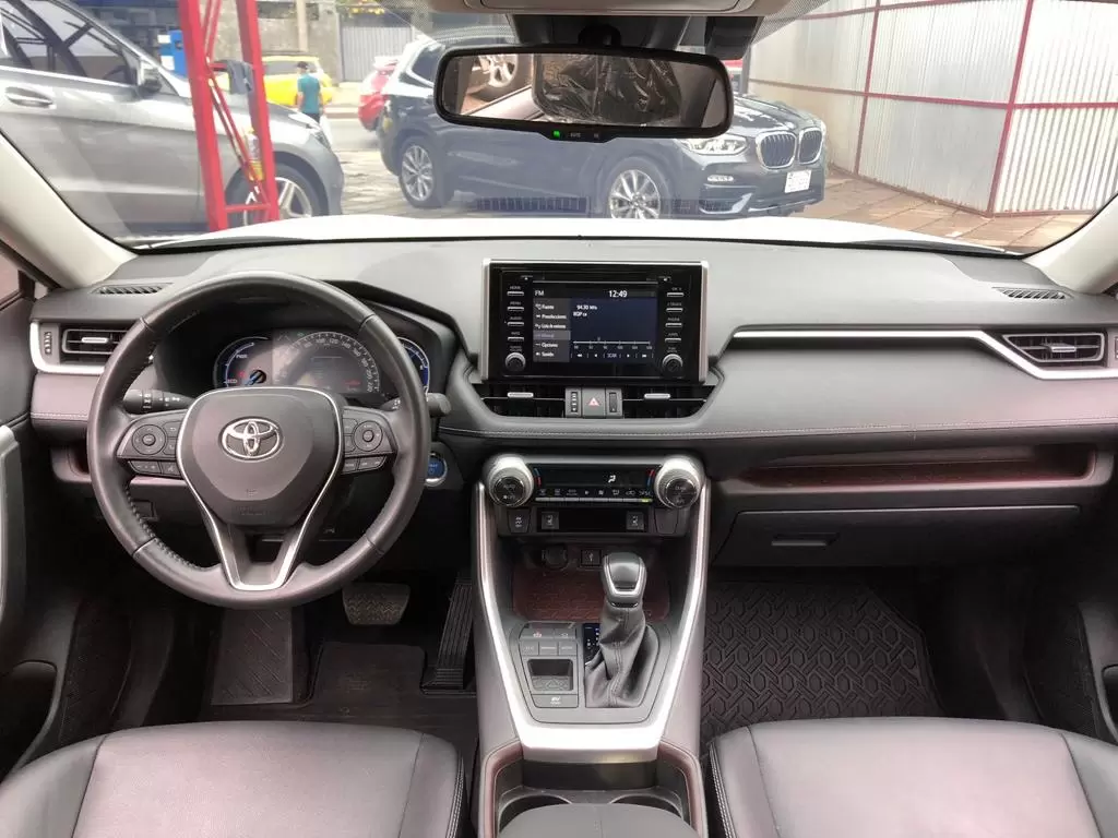 Toyota Rav4 Hibrida 2022 en Globalmotors: Potencia, eficiencia y tecnología avanzada. - Imagen 12
