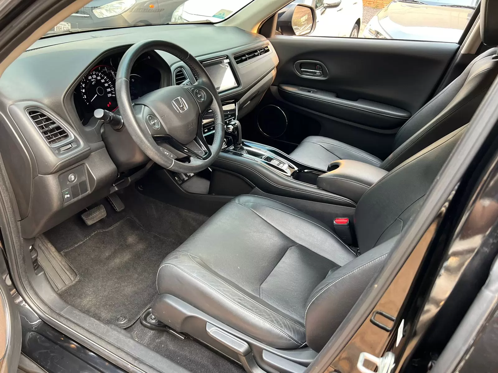 Honda HRV EXL Full 2020 en Globalmotors: SUV compacto de lujo. - Imagen 8