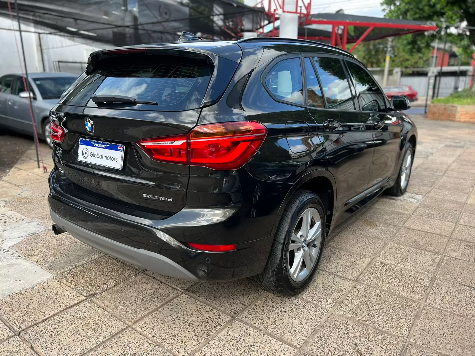 BMW X1 sDrive 18d 2019 en Globalmotors: Elegancia, potencia y versatilidad. - Imagen 7