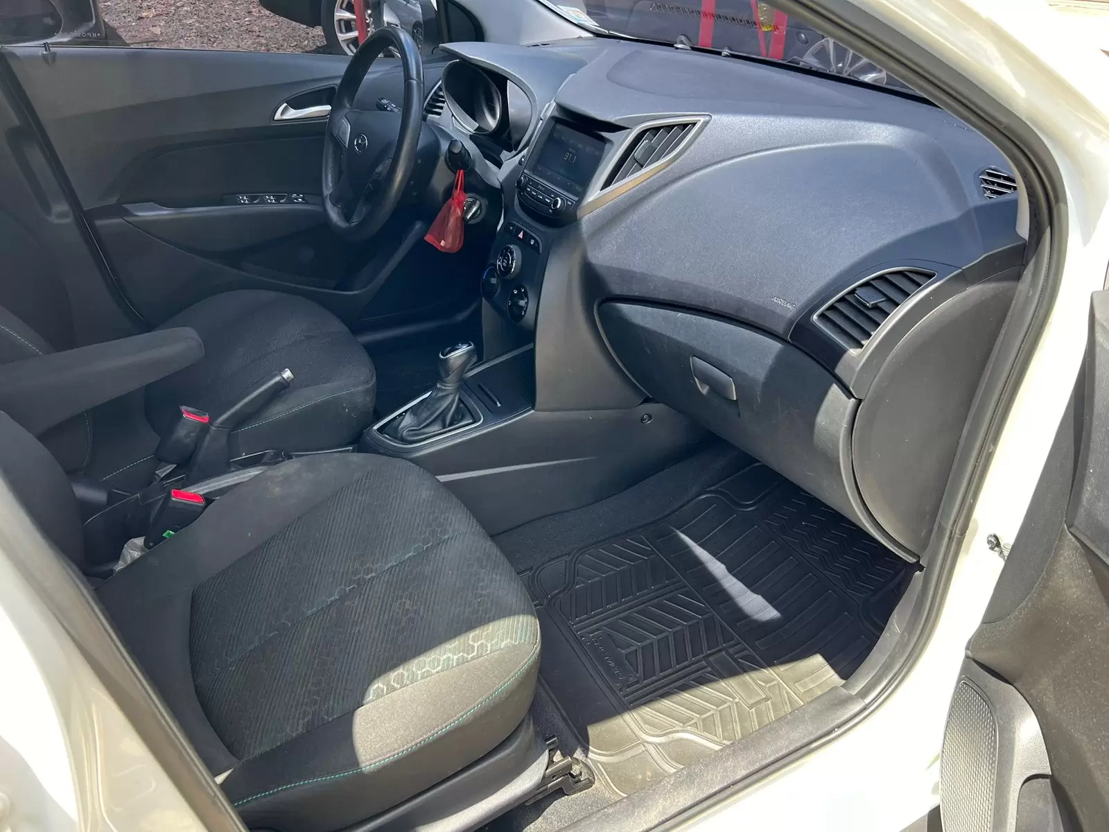 Hyundai HB20x 2019 en Globalmotors: Compacto, versátil y moderno. - Imagen 10