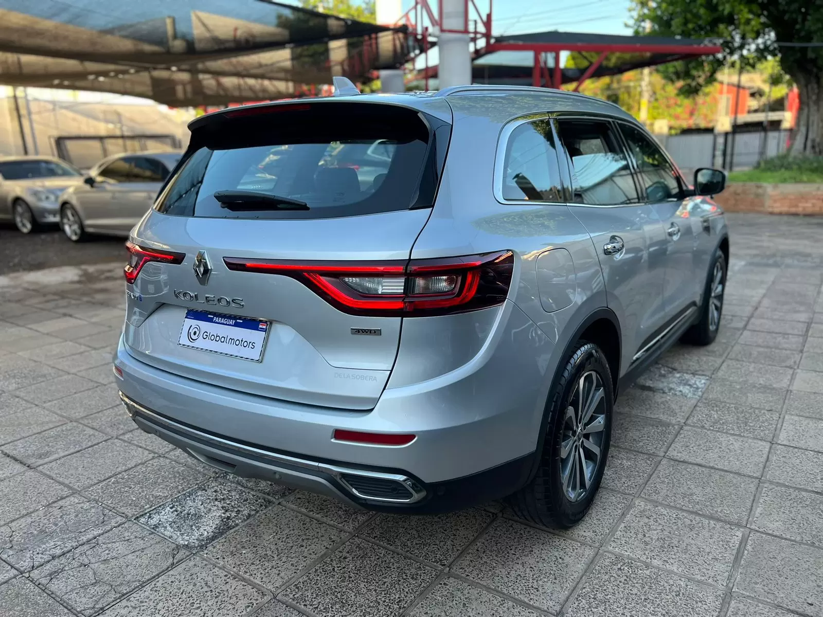 Renault Koleos 2021 en Globalmotors: SUV de lujo imponente y sofisticado. - Imagen 7