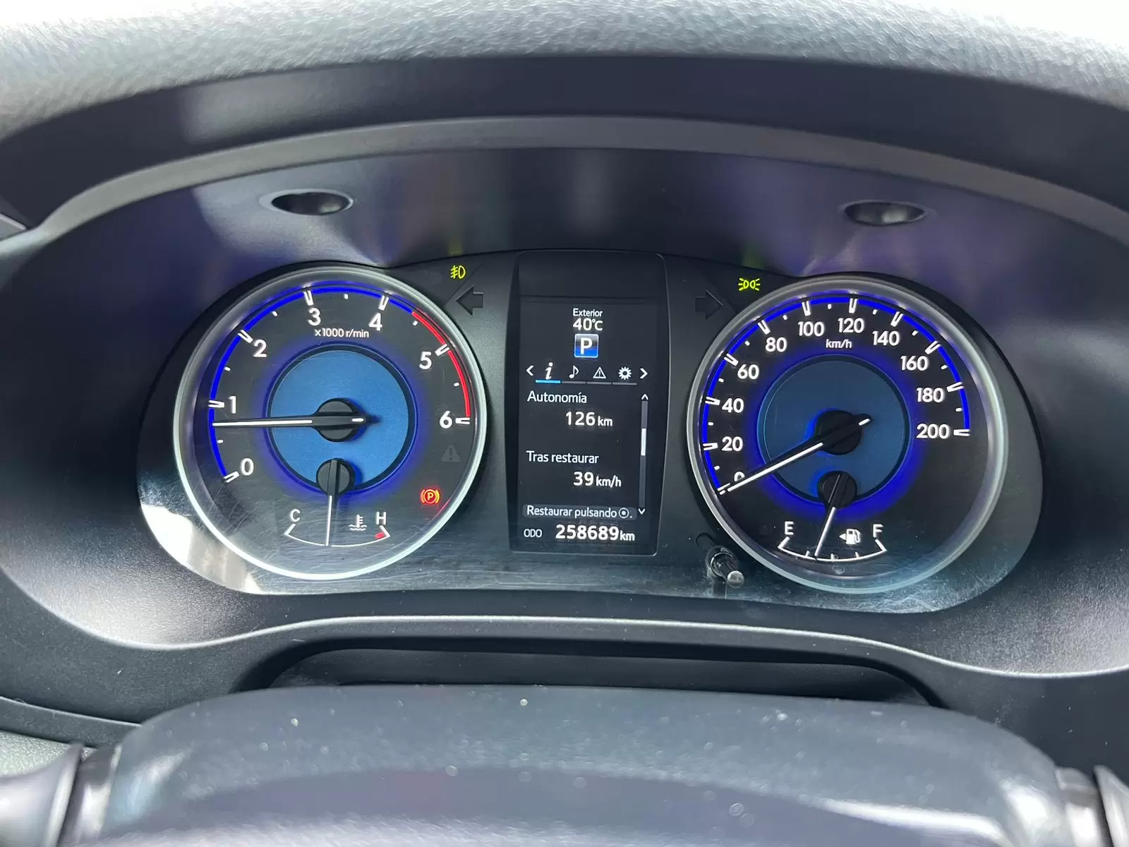 Toyota Hilux 4×4 Limited 2017 en Globalmotors: Potencia y elegancia. - Imagen 13