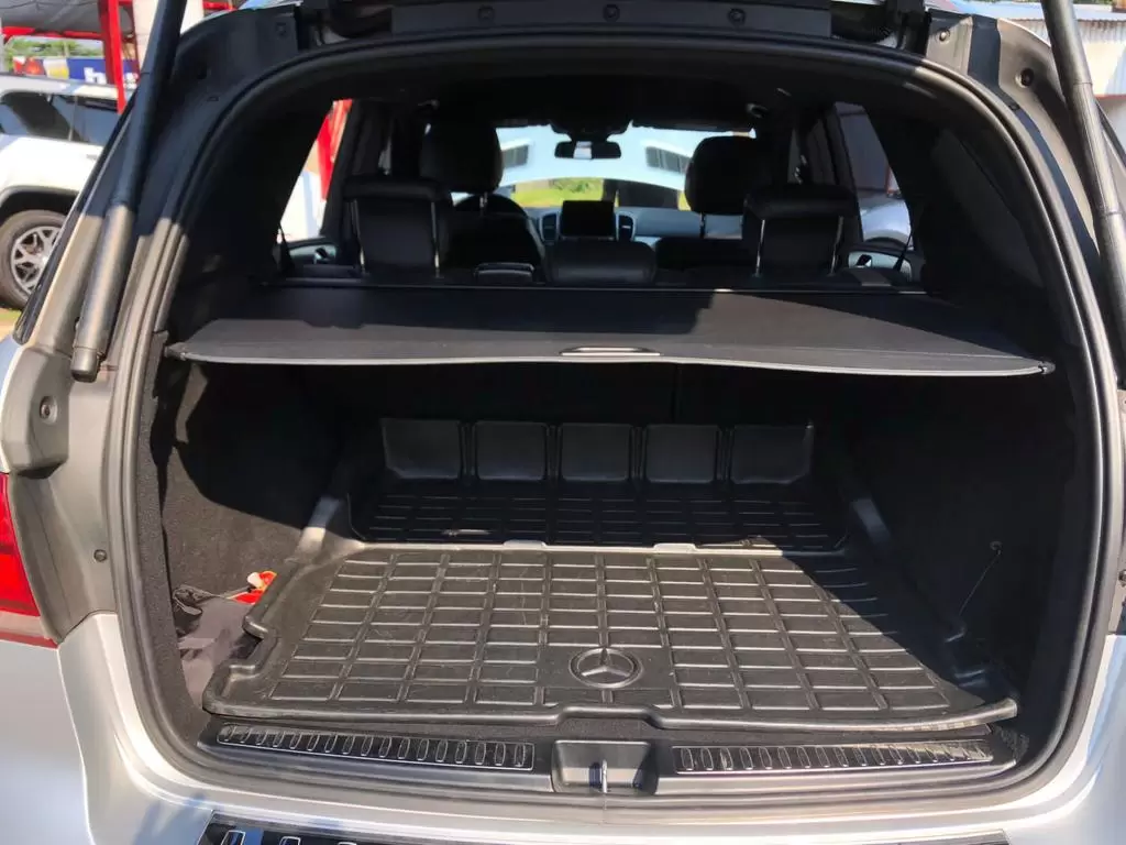 Mercedes Benz GLE 250D 2017 en Globalmotors: Elegancia y rendimiento excepcional. - Imagen 14