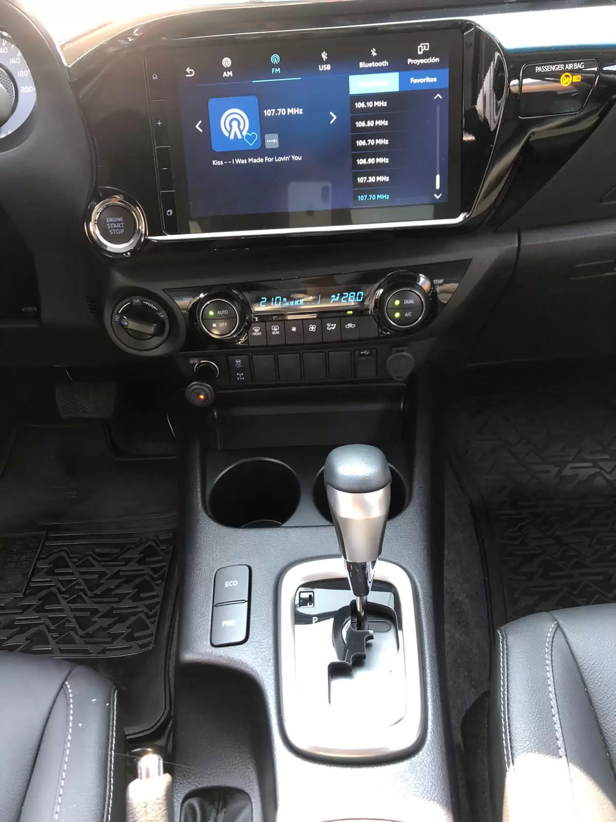 Toyota Hilux 4×4 Limited 2023 en Globalmotors: Potencia y estilo sin límites - Imagen 13