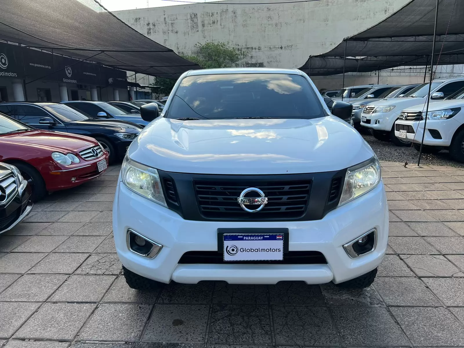 Nissan Frontier NP300 4×4 2018 en Globalmotors: Robusta y versátil. - Imagen 2
