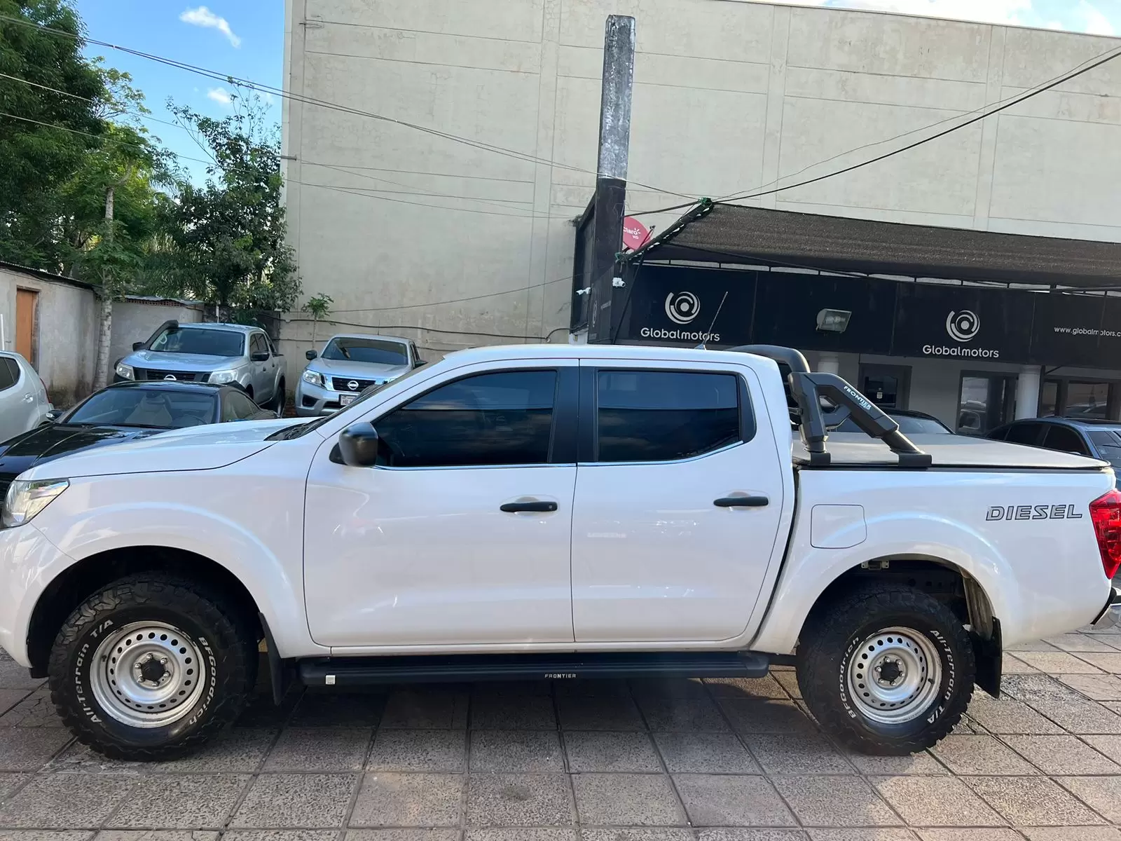 Nissan Frontier NP300 4×4 2018 en Globalmotors: Robusta y versátil. - Imagen 4