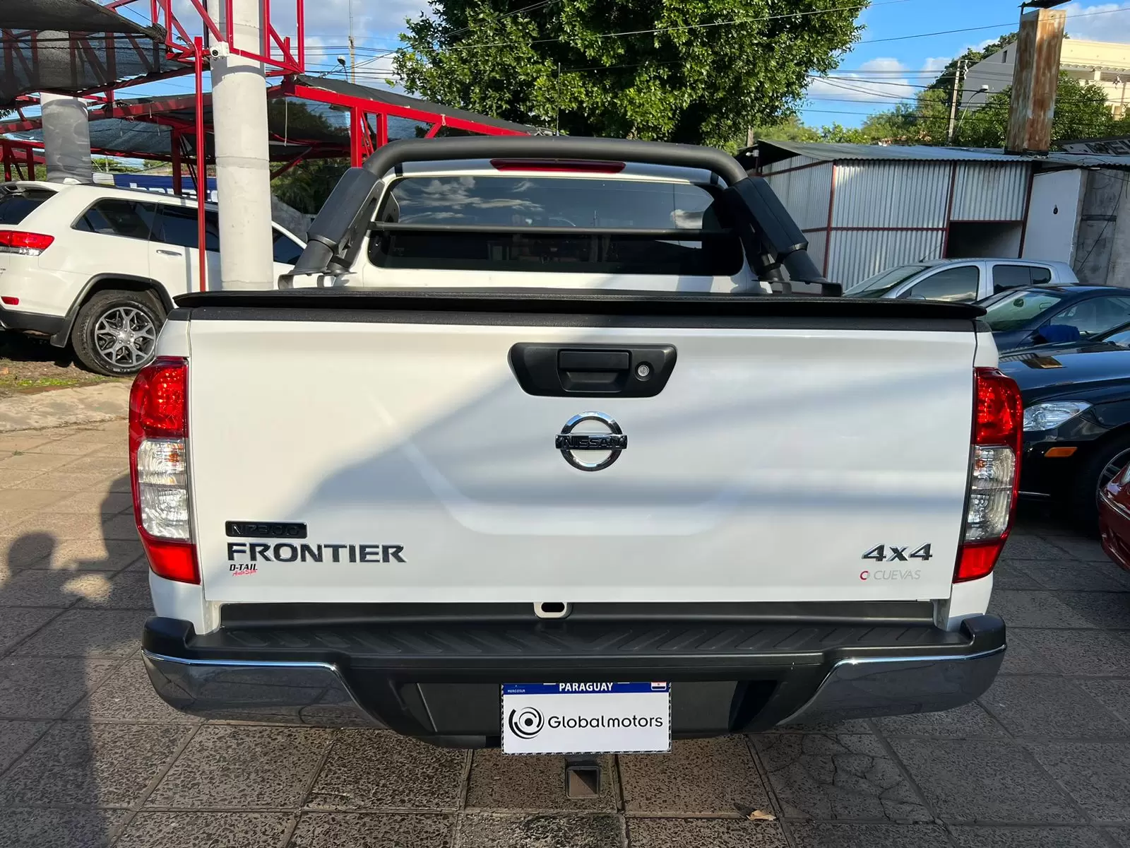 Nissan Frontier NP300 4×4 2018 en Globalmotors: Robusta y versátil. - Imagen 6