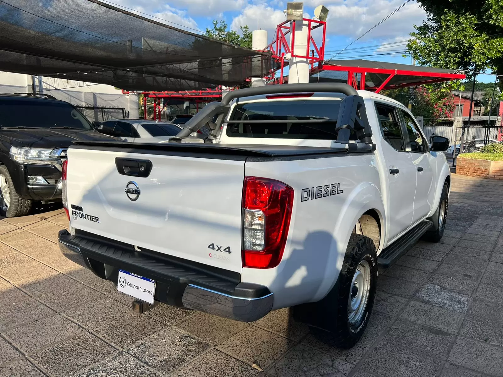 Nissan Frontier NP300 4×4 2018 en Globalmotors: Robusta y versátil. - Imagen 7