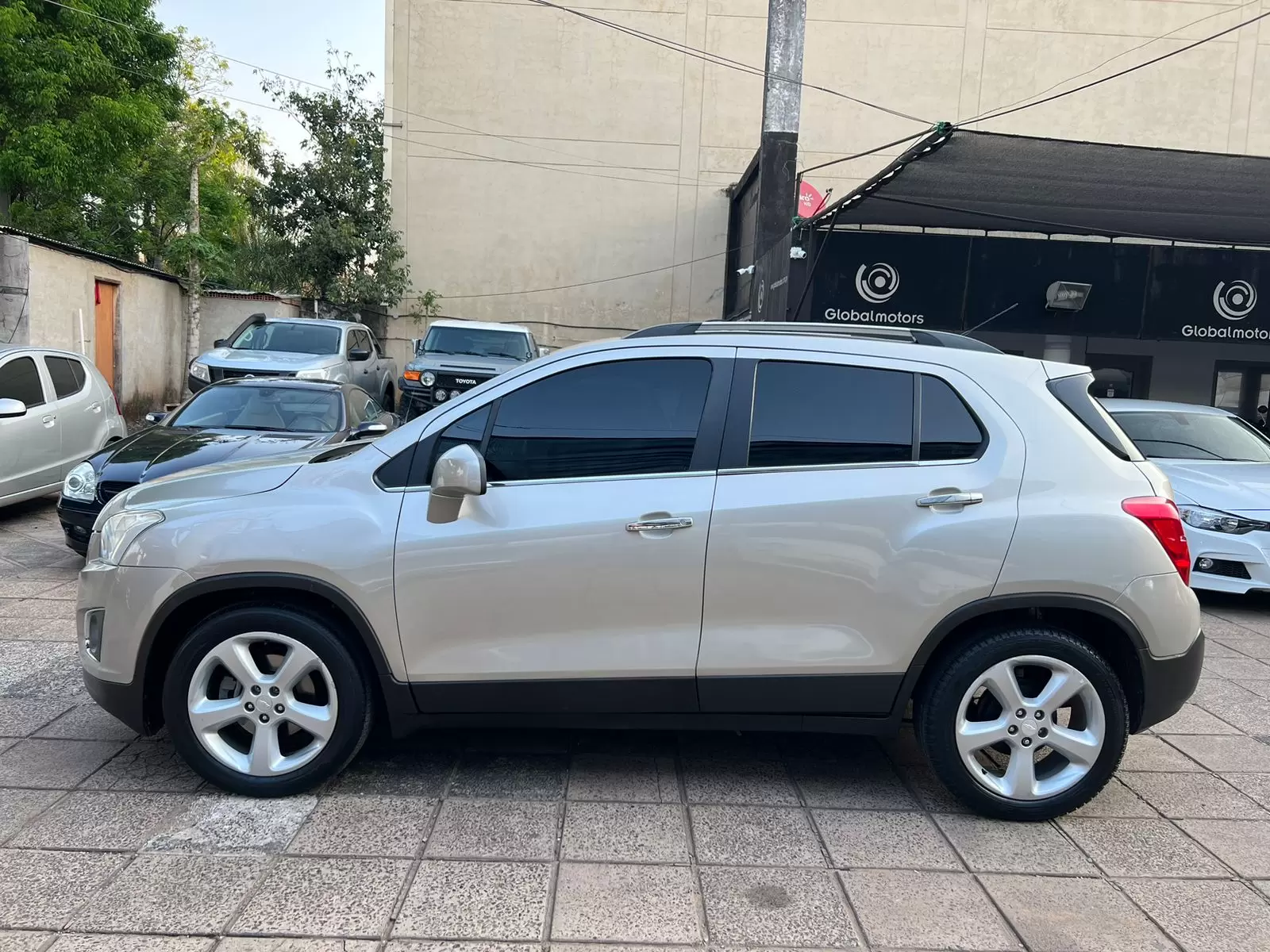 Chevrolet Tracker LTZ 2016 en Globalmotors: Compacto, versátil y potente SUV. - Imagen 4