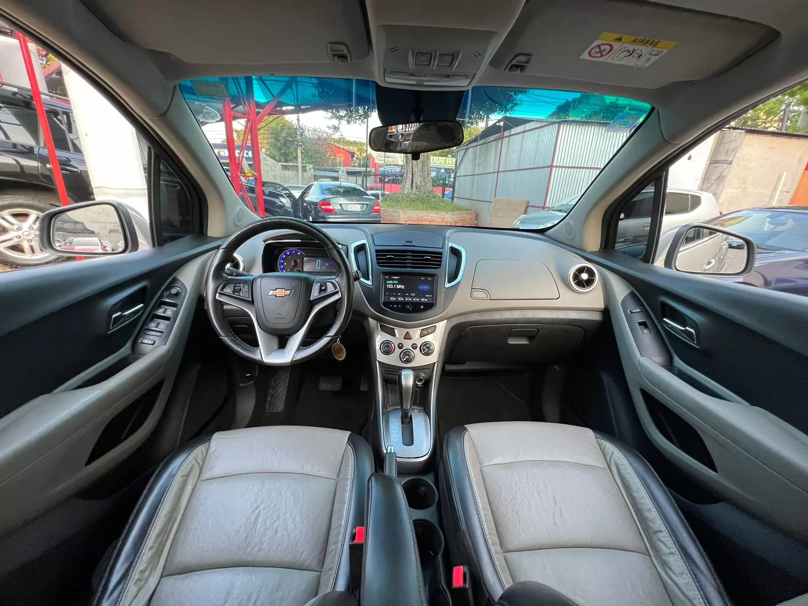 Chevrolet Tracker LTZ 2016 en Globalmotors: Compacto, versátil y potente SUV. - Imagen 12
