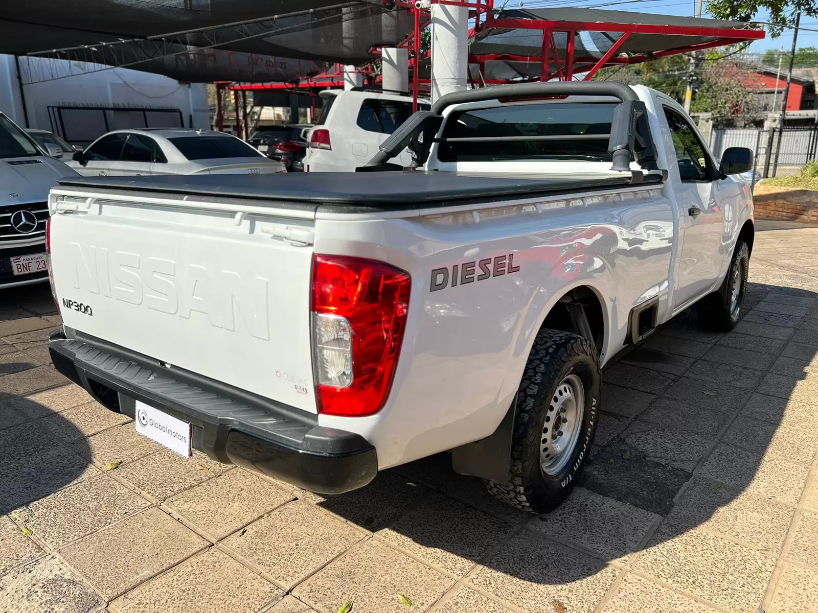 Nissan NP300 Cabina Simple 4x2 2018 en Globalmotors, Asunción. - Imagen 7
