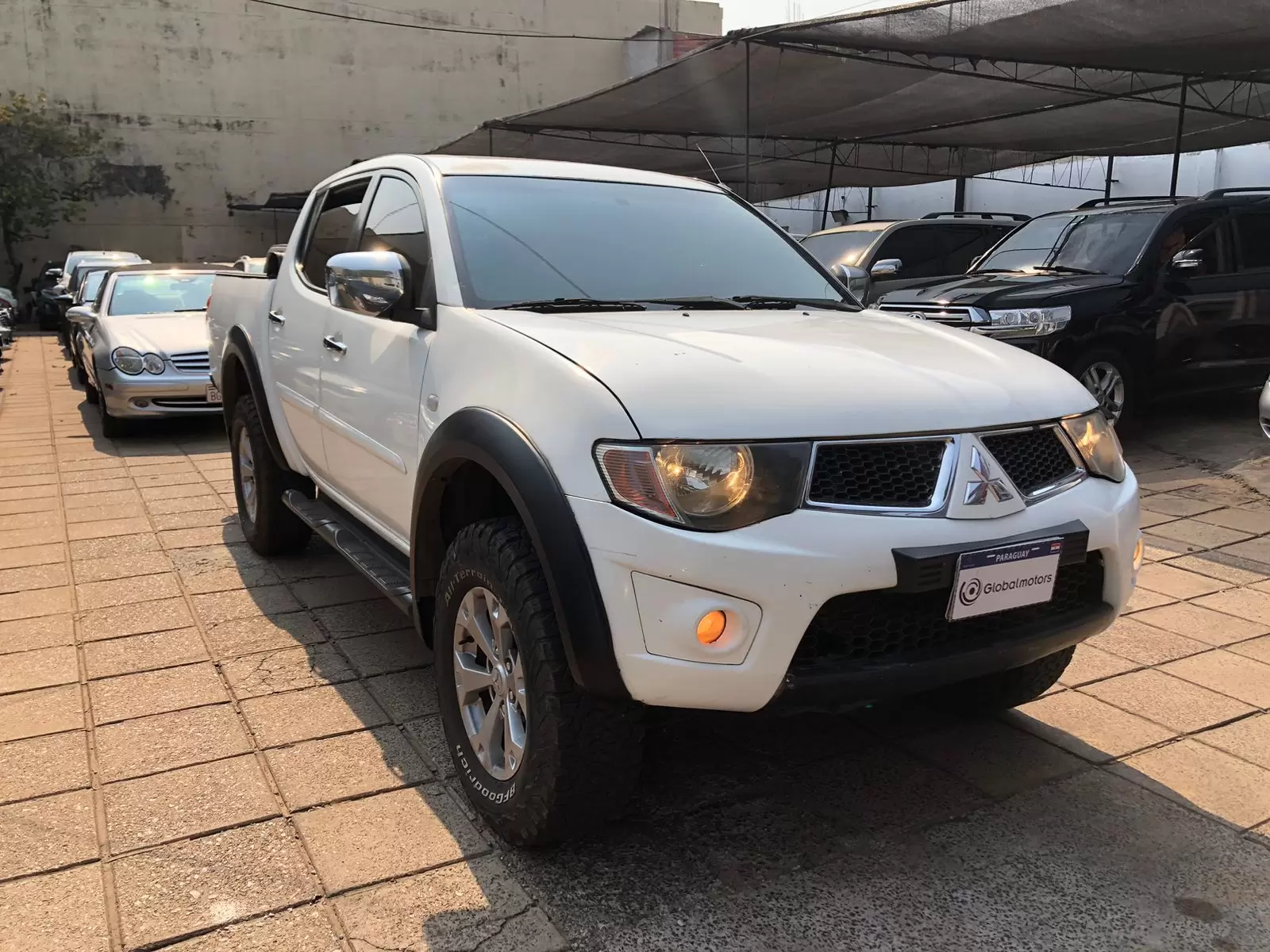 Mitsubishi L200 Triton 4x4 2012 en Globalmotors: Robusta y confiable - Imagen 3