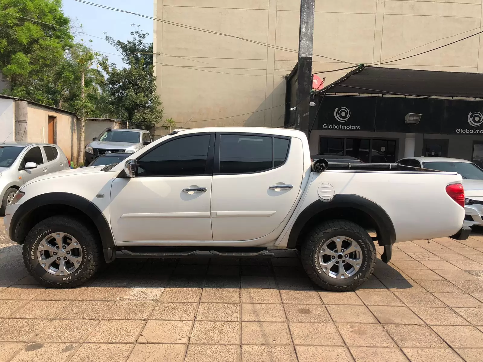 Mitsubishi L200 Triton 4x4 2012 en Globalmotors: Robusta y confiable - Imagen 4