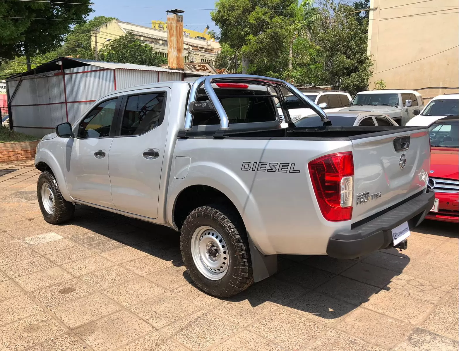 Nissan Frontier S NP300 4×4 2016 en Globalmotors, Asunción, Paraguay - Imagen 6