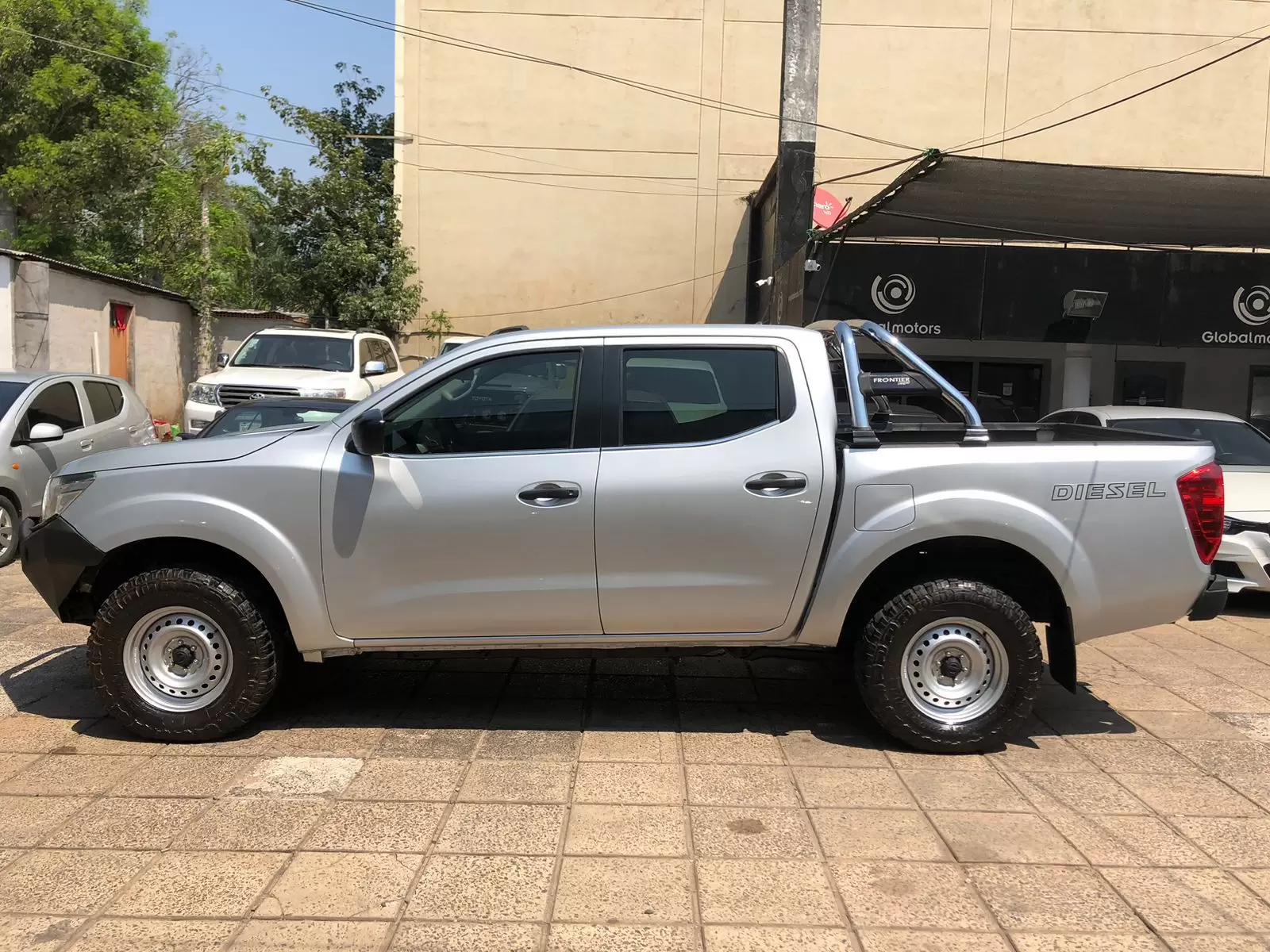 Nissan Frontier S NP300 4×4 2016 en Globalmotors, Asunción, Paraguay - Imagen 7