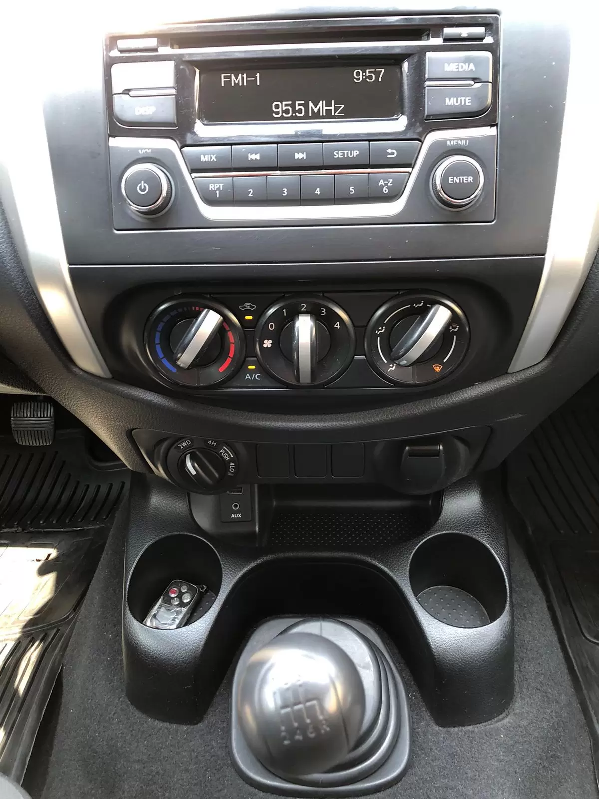 Nissan Frontier S NP300 4×4 2016 en Globalmotors, Asunción, Paraguay - Imagen 12