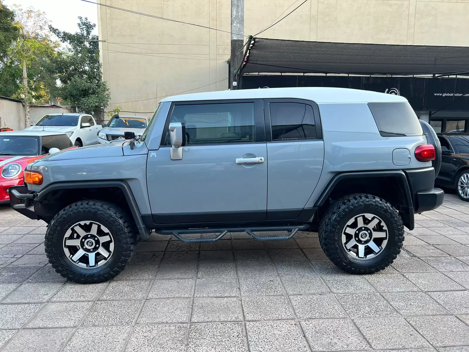 Toyota FJ Cruiser 4×4 2014 - Vehículo todoterreno en Globalmotors - Imagen 4