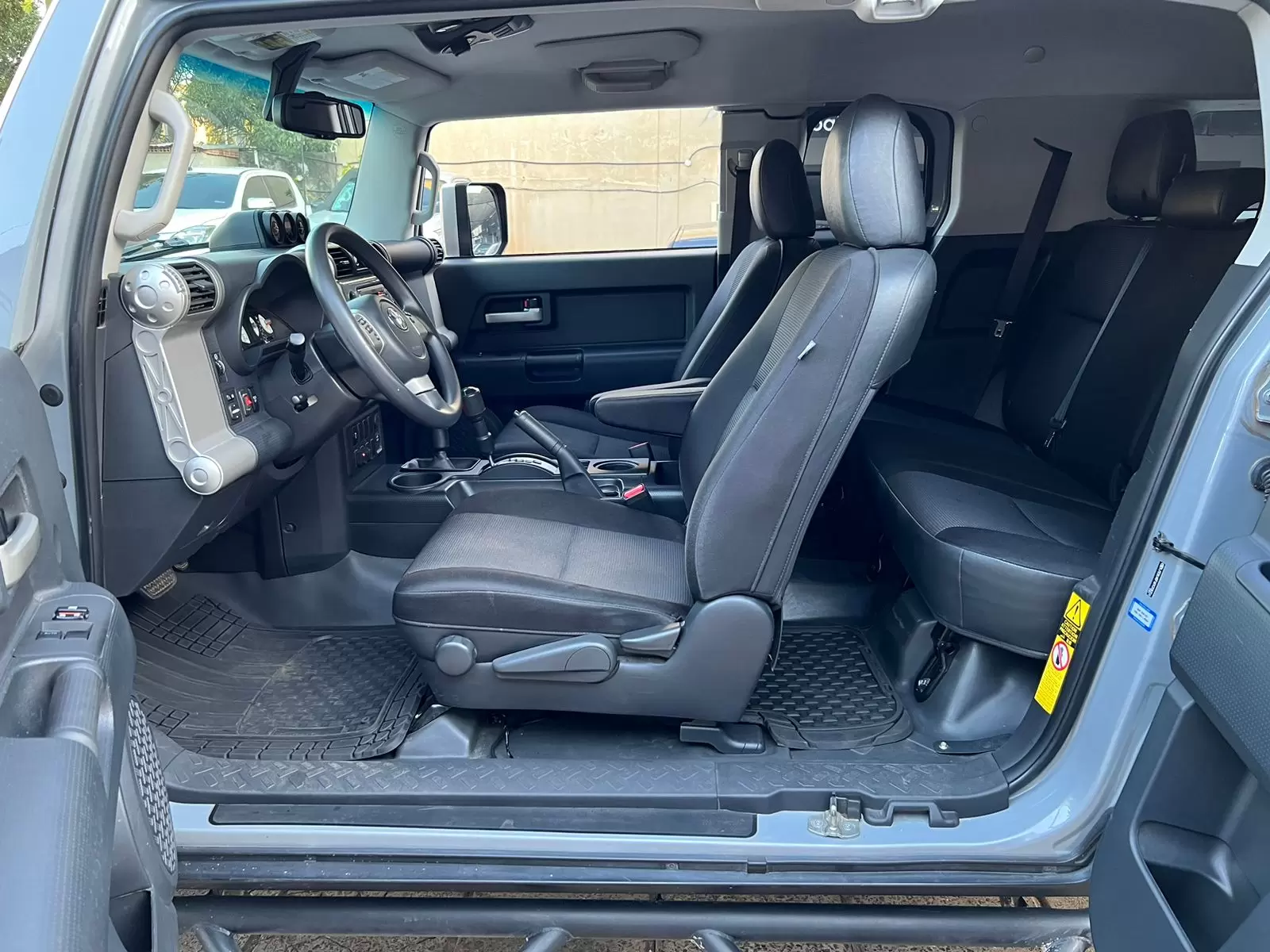 Toyota FJ Cruiser 4×4 2014 - Vehículo todoterreno en Globalmotors - Imagen 11