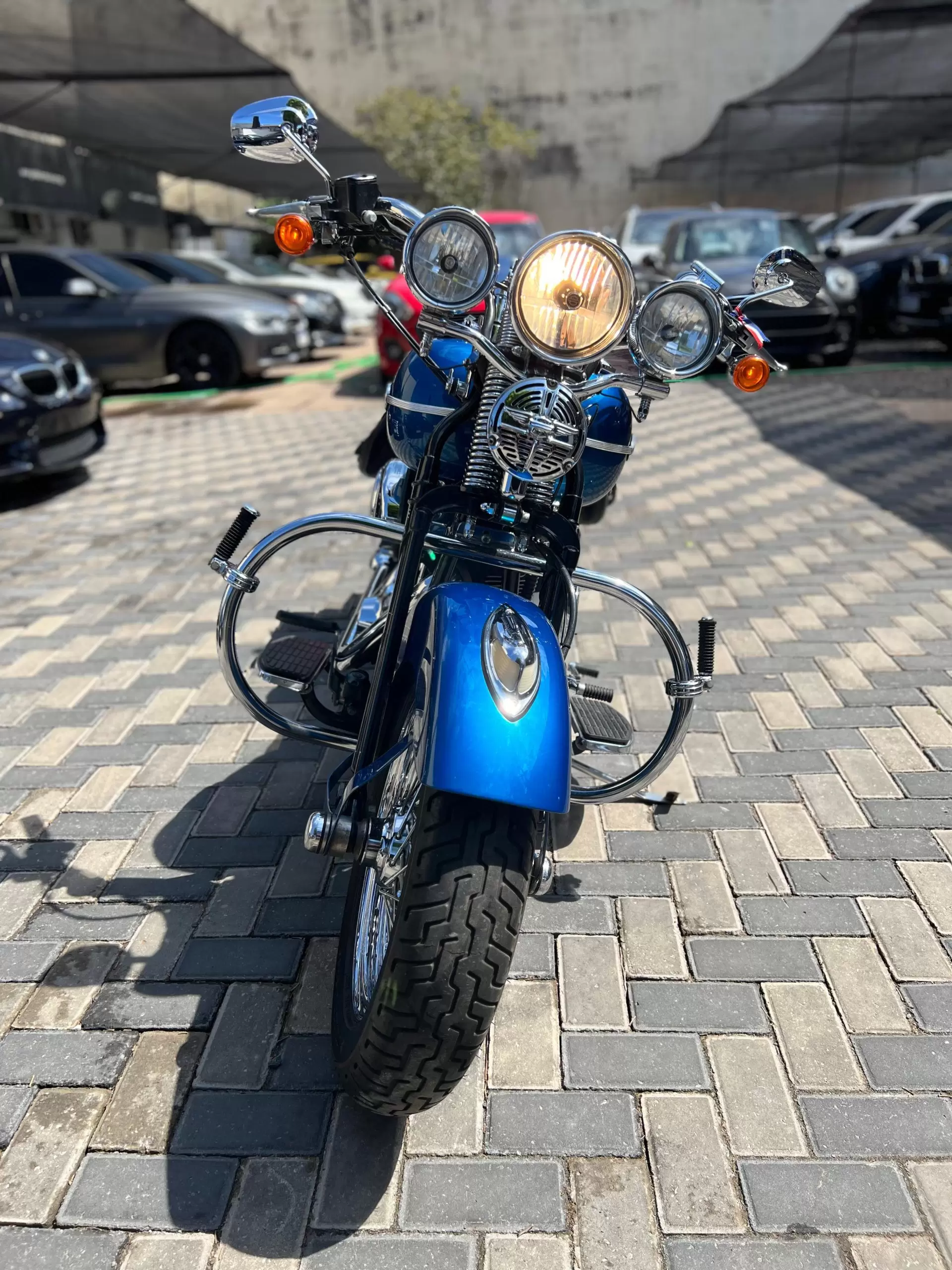 Harley Davidson Softail Springer 2005 en Globalmotors, Asunción, Paraguay.