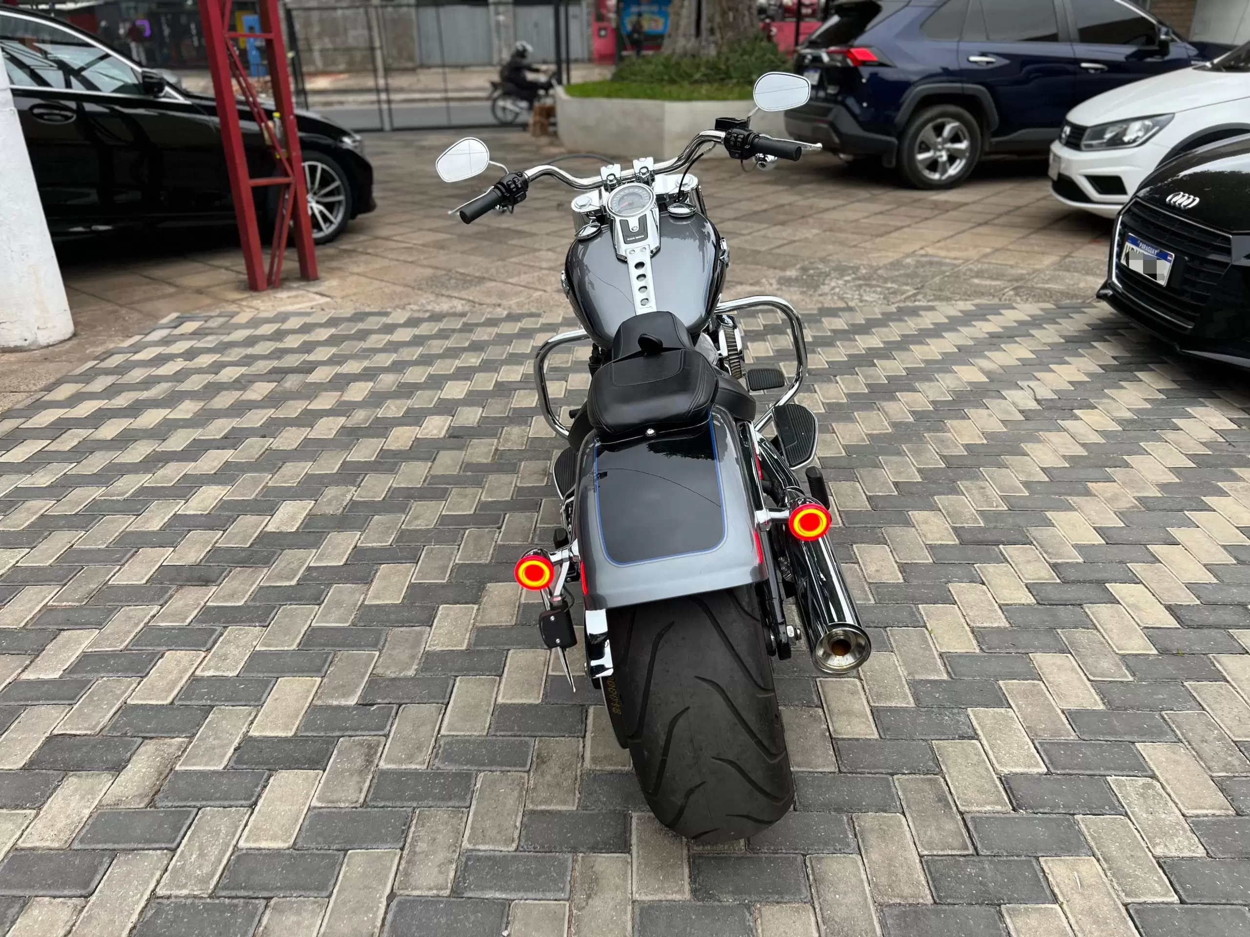 Harley Davidson Softail Fat Boy 2021 en Globalmotors, Asunción. ¡Imponente! - Imagen 6