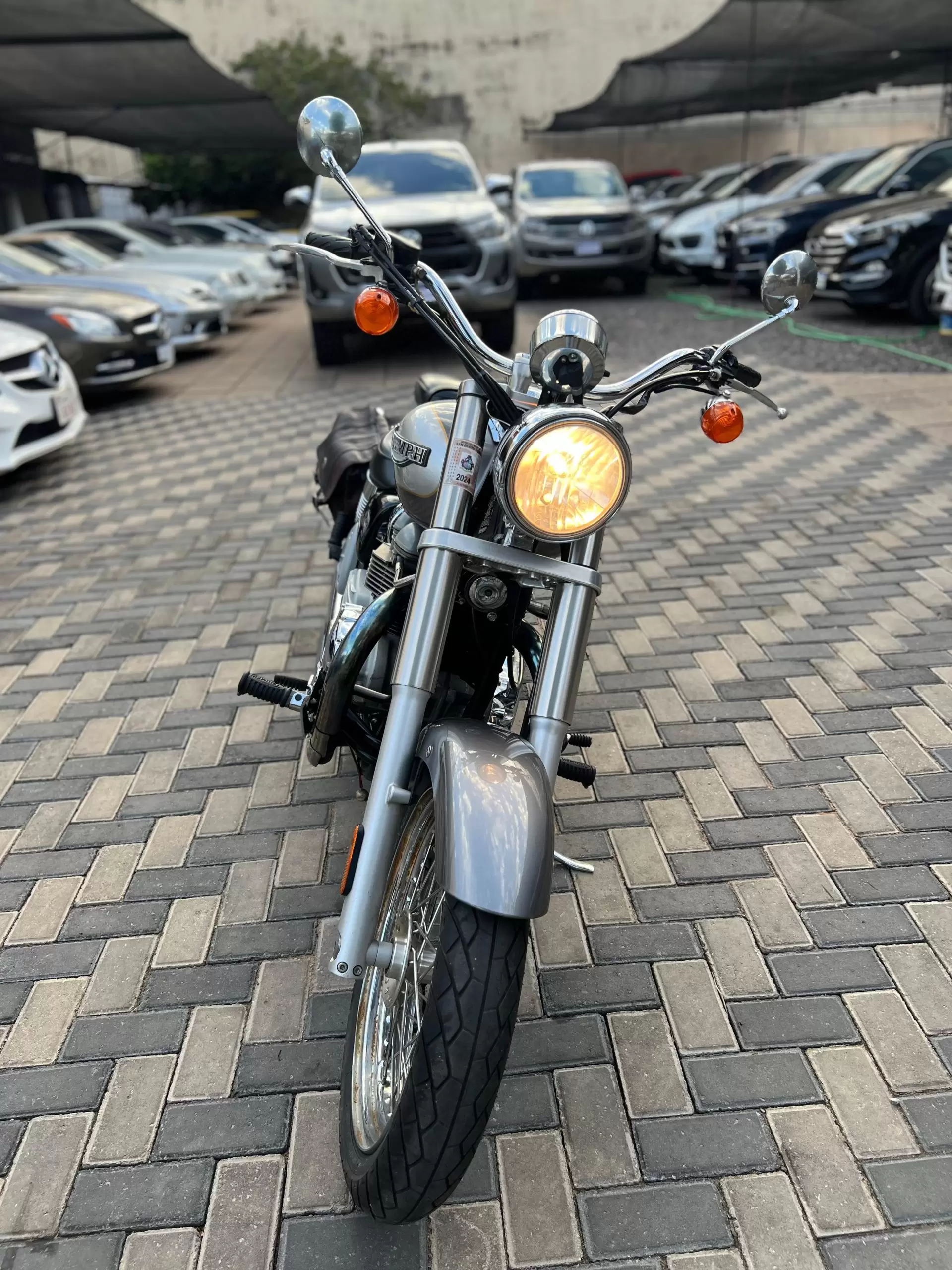 Triumph Bonneville America 2006 en Globalmotors: Estilo clásico y potencia. - Imagen 2