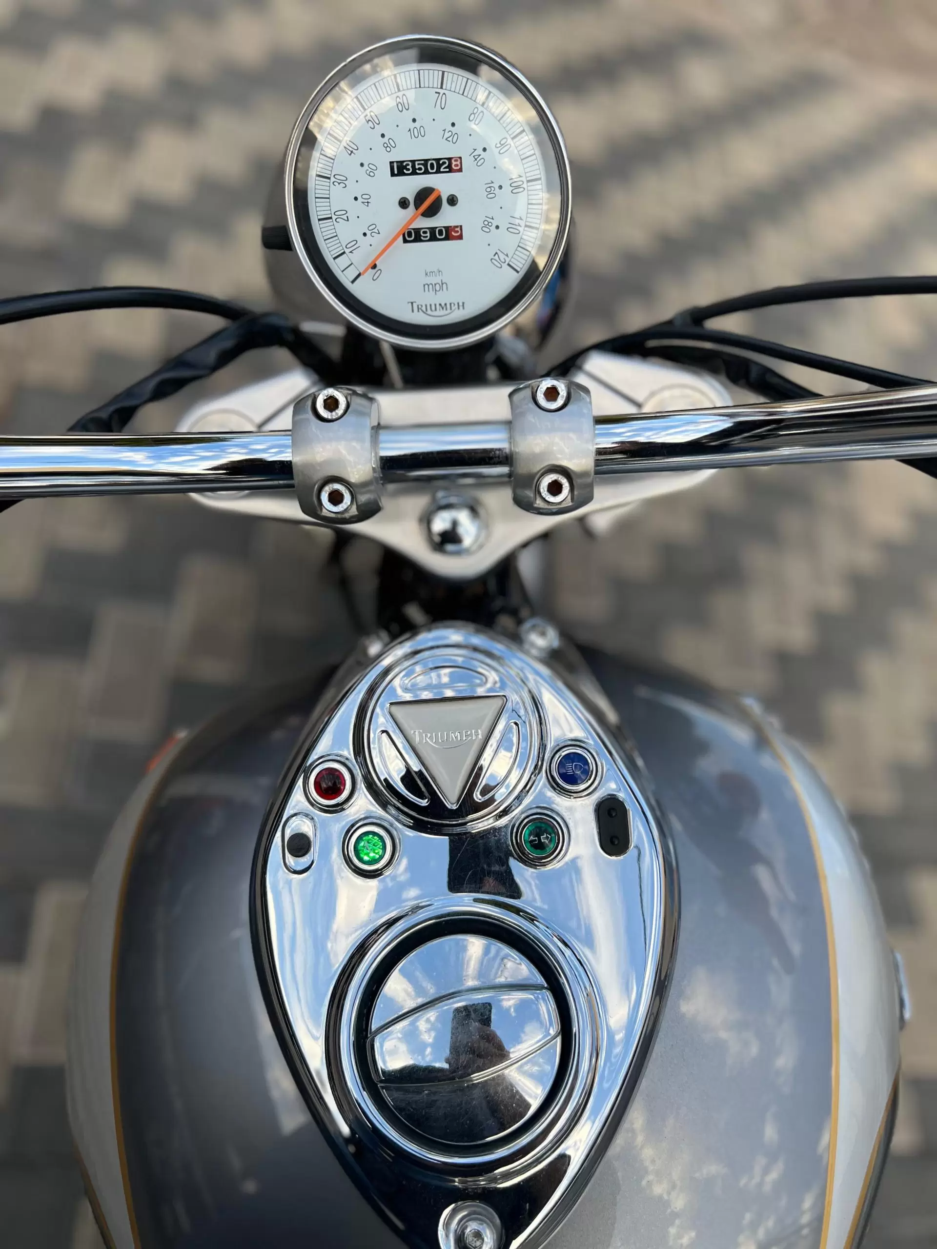 Triumph Bonneville America 2006 en Globalmotors: Estilo clásico y potencia. - Imagen 9
