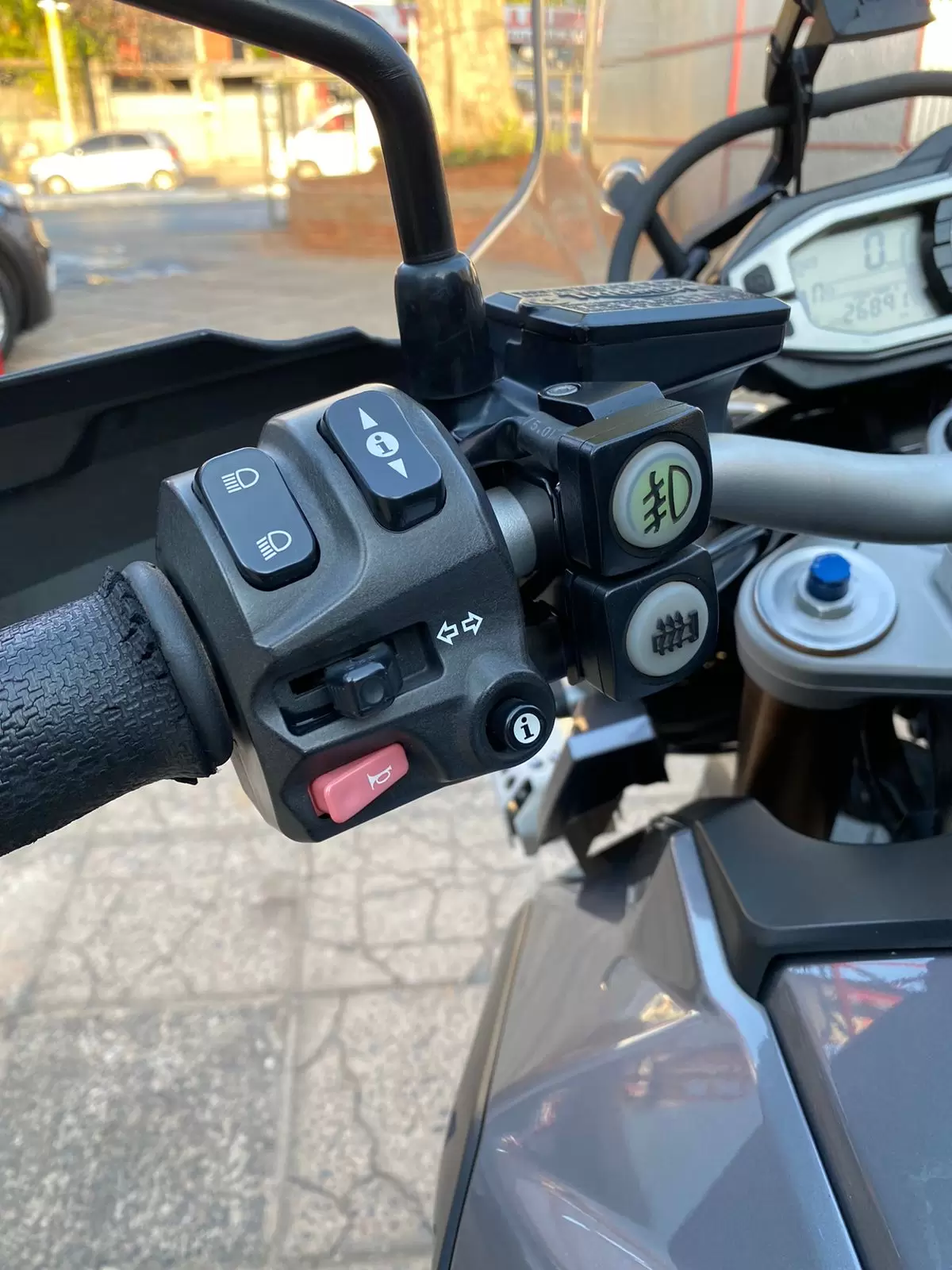 Triumph Tiger Explorer 2014 en Globalmotors: Potencia y versatilidad garantizada - Imagen 15