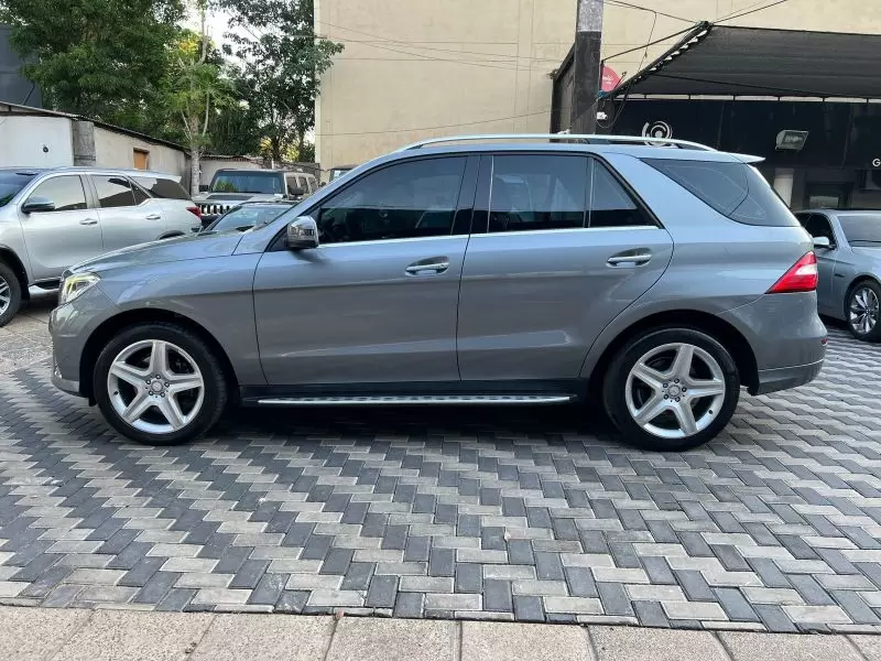 Mercedes Benz ML350 CDI Look AMG 2014 en Globalmotors (Autorizado) - Imagen 30