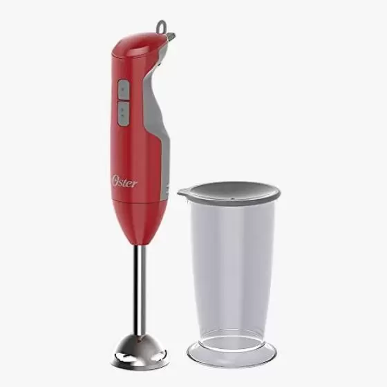 Mixer Oster Turbo 250W: Potente, versátil y resistente. Kit de accesorios.