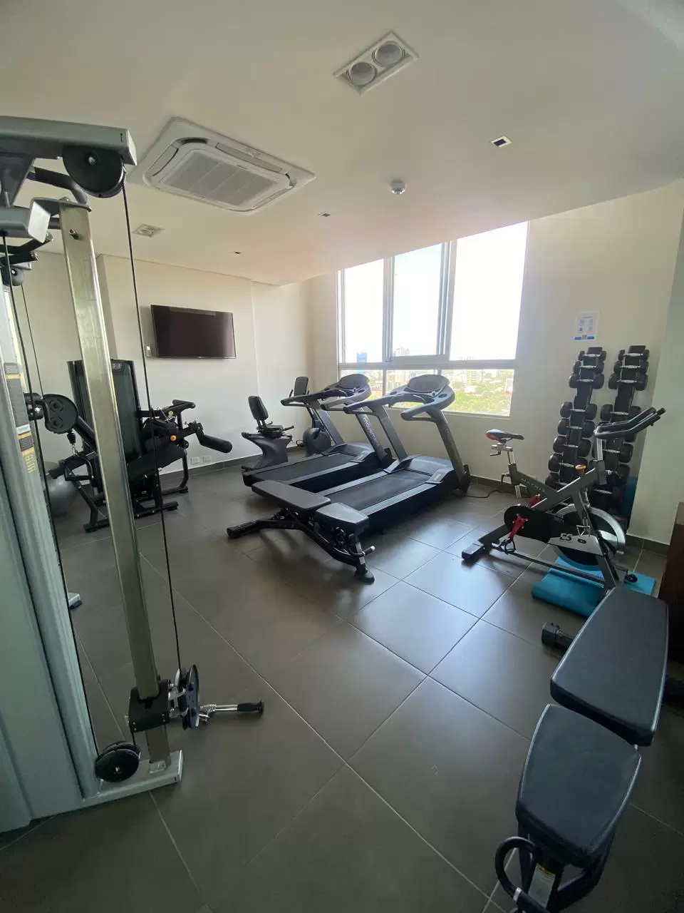 Departamento amoblado en Edificio Infinity con amenities en Asunción. - Imagen 12