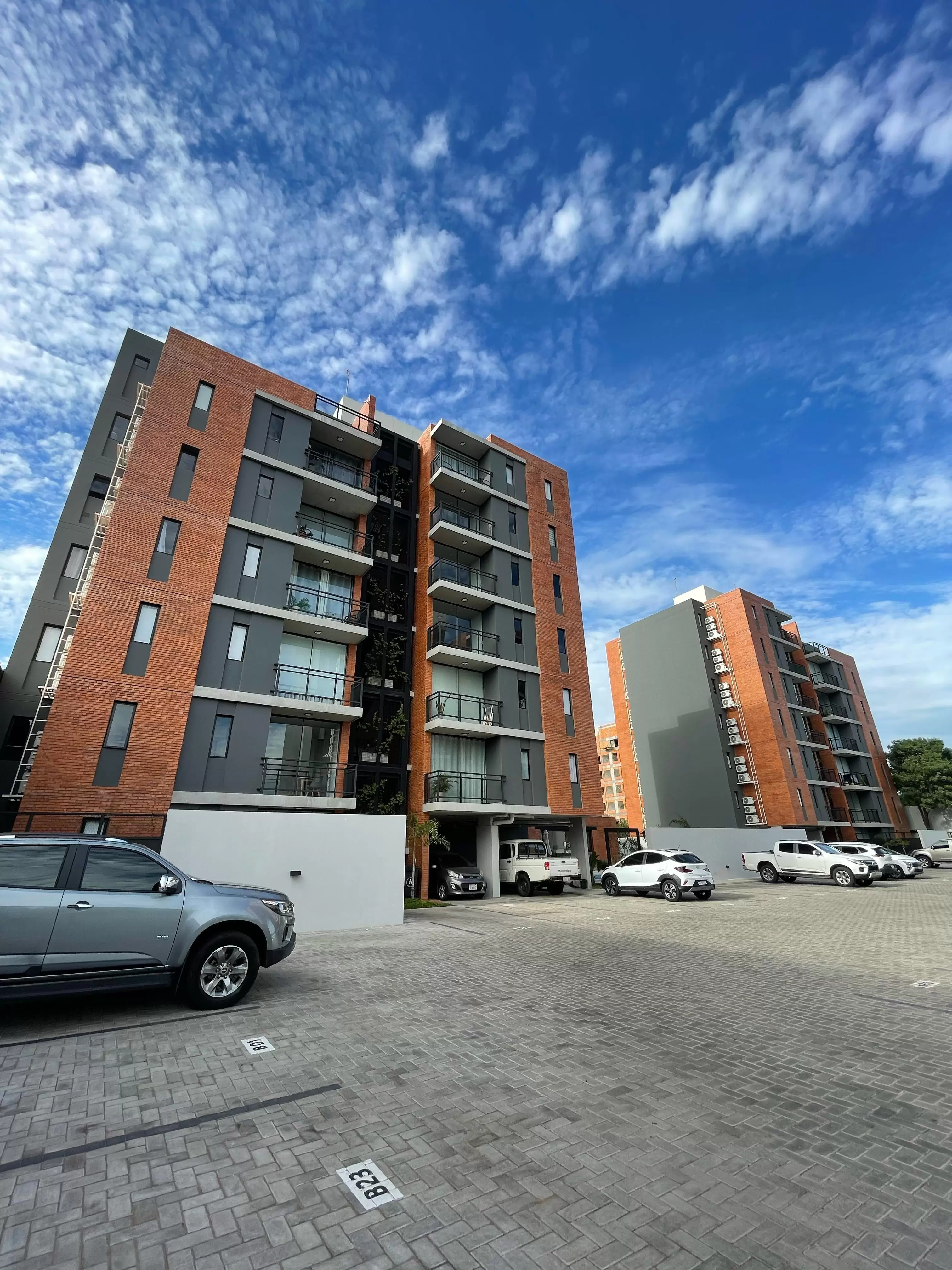 Departamento a estrenar con amenities en Insignia Soho 2, Luque - Imagen 12