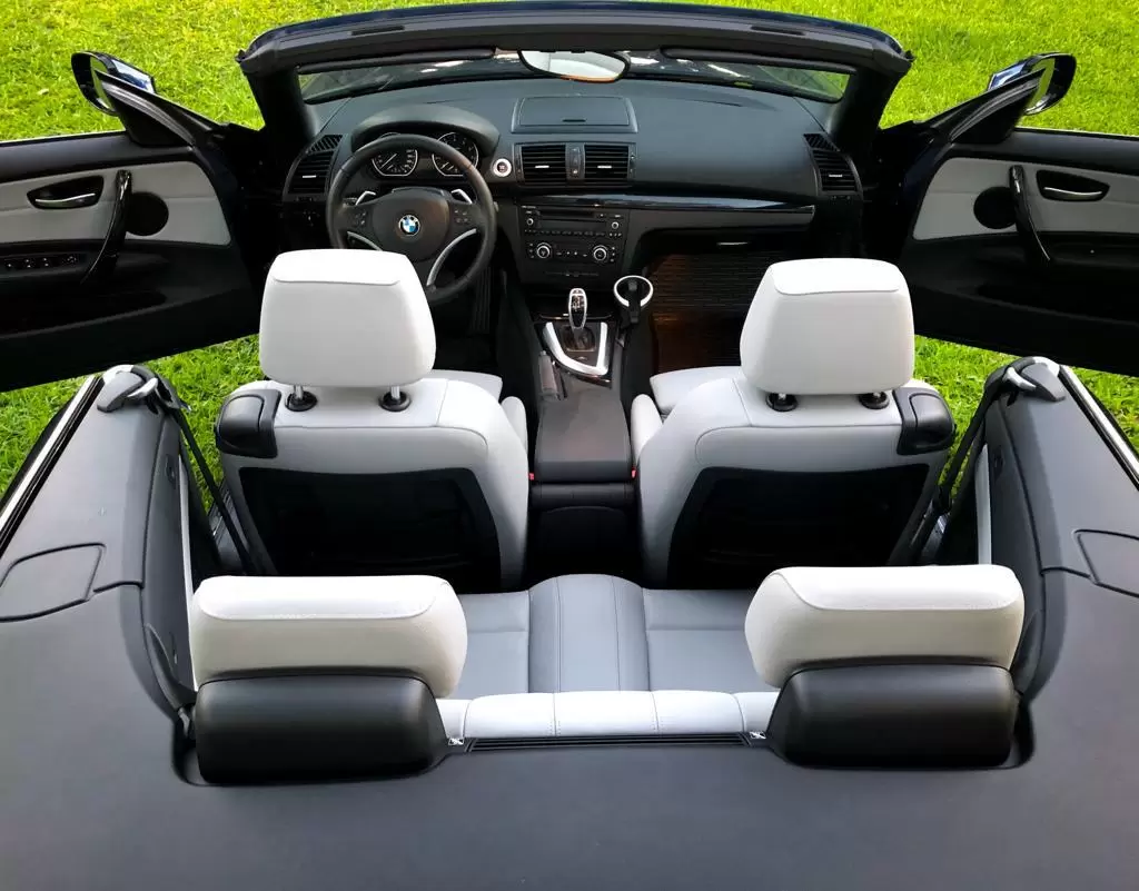 BMW Serie 1 325i 2011 en Asunción, motor 3000 - Imagen 2