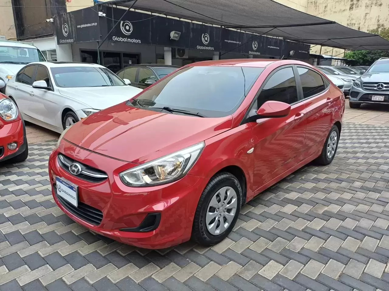Hyundai Accent 2017 en Globalmotors: Estilo, eficiencia y comodidad.