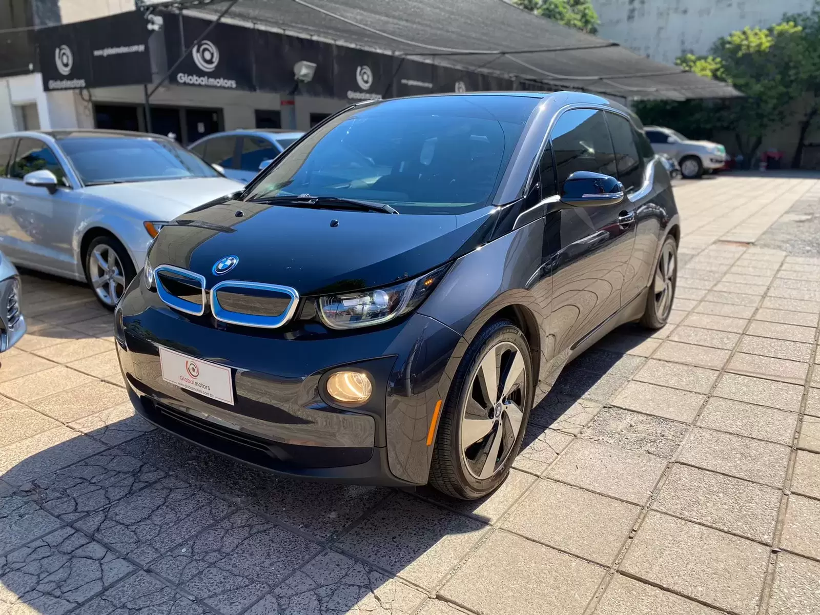 BMW i3 Eléctrico REx 2015 en Globalmotors: Innovador y respetuoso.