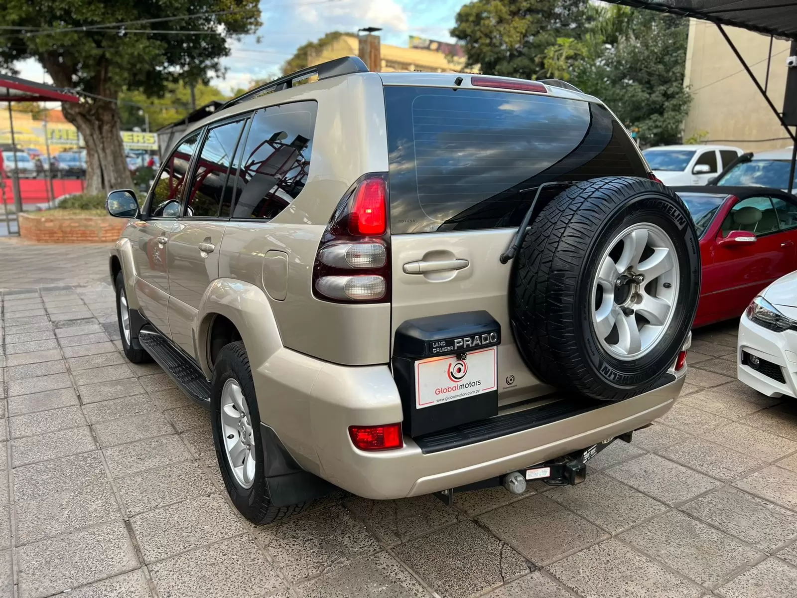 Toyota Prado VX 4×4 2009 en Globalmotors: ¡Descubre la aventura todoterreno!