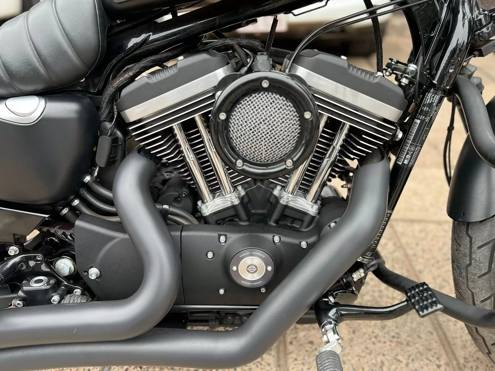 Harley Davidson Sportster Iron 2019 en Globalmotors: ¡Libertad en la carretera!