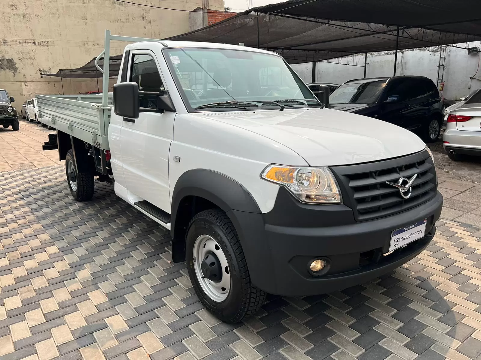 UAZ Profi Camioncito 2021 en Globalmotors: Robusto y versátil.