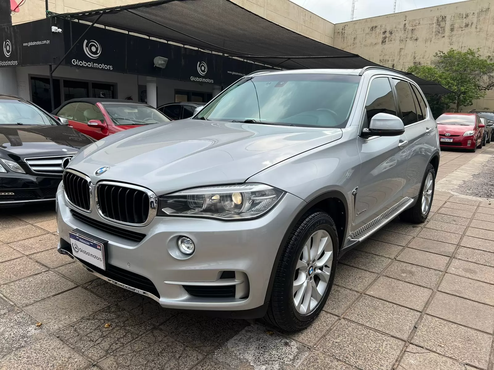 BMW X5 30d Full 2014 en Globalmotors: Lujo y rendimiento excepcional