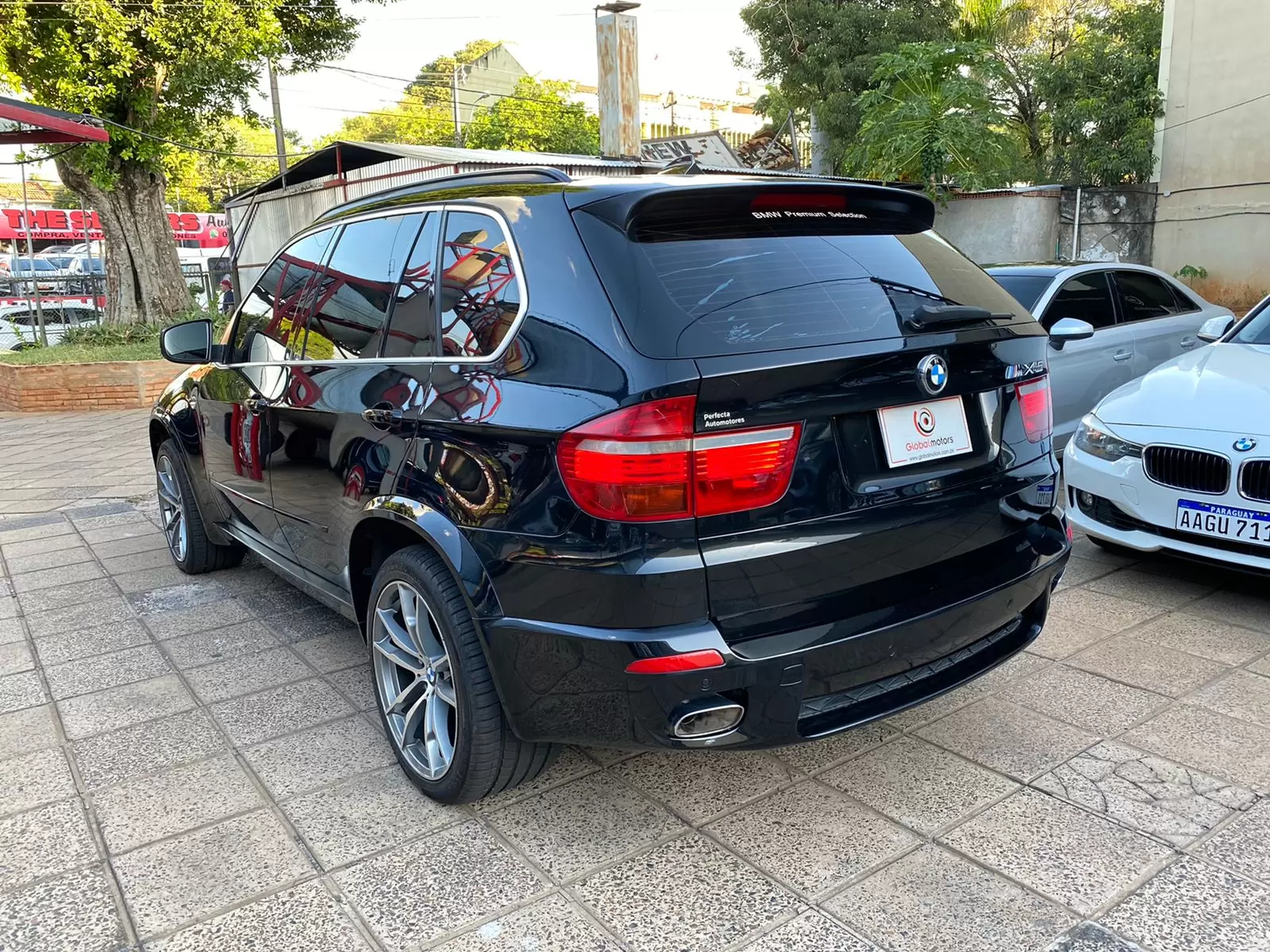 BMW X5 Look M 2009 en Globalmotors: lujo, potencia y elegancia.