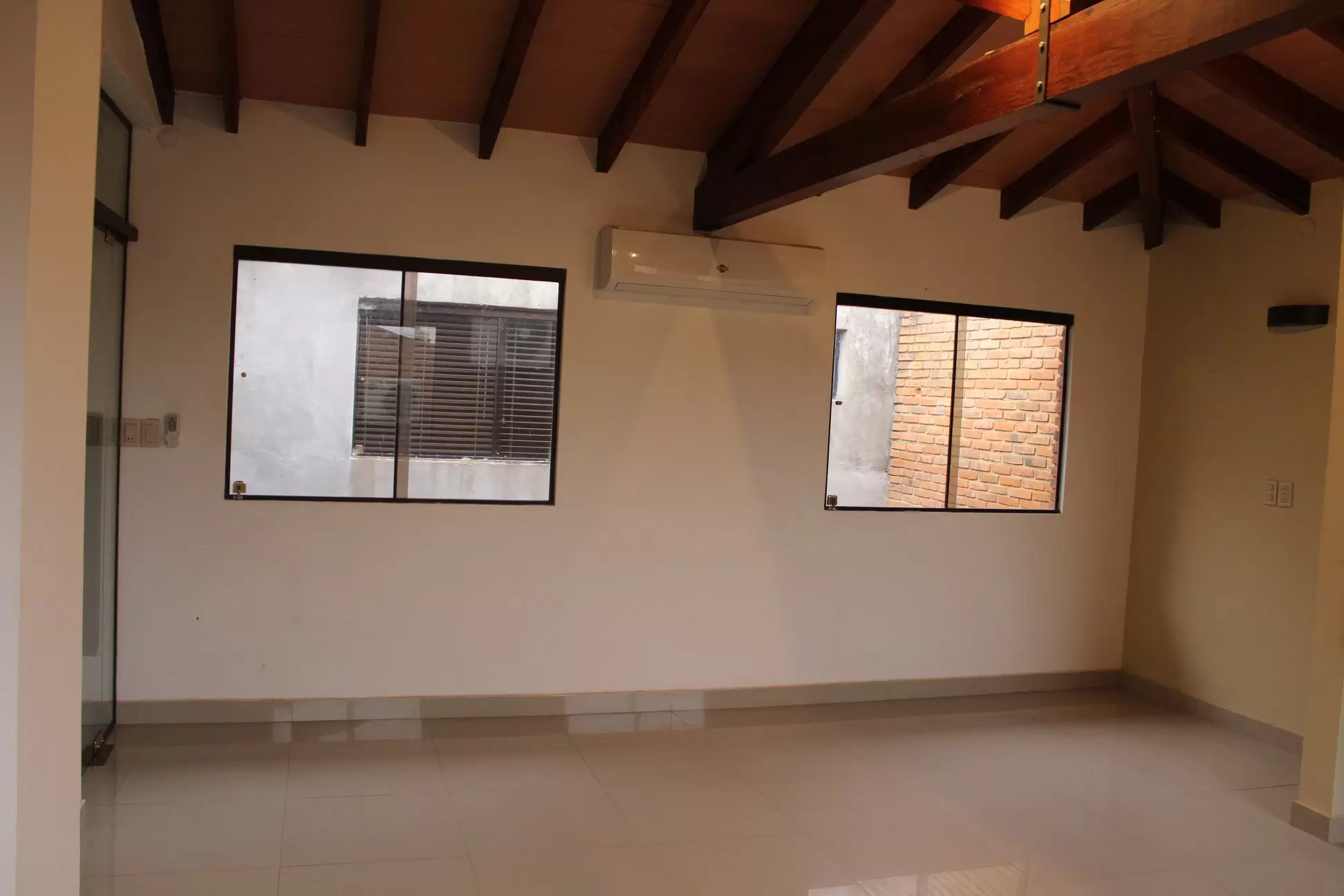 Departamento Moderno 83m2, 2 Parkings, Zona Primer Presidente, Alquiler