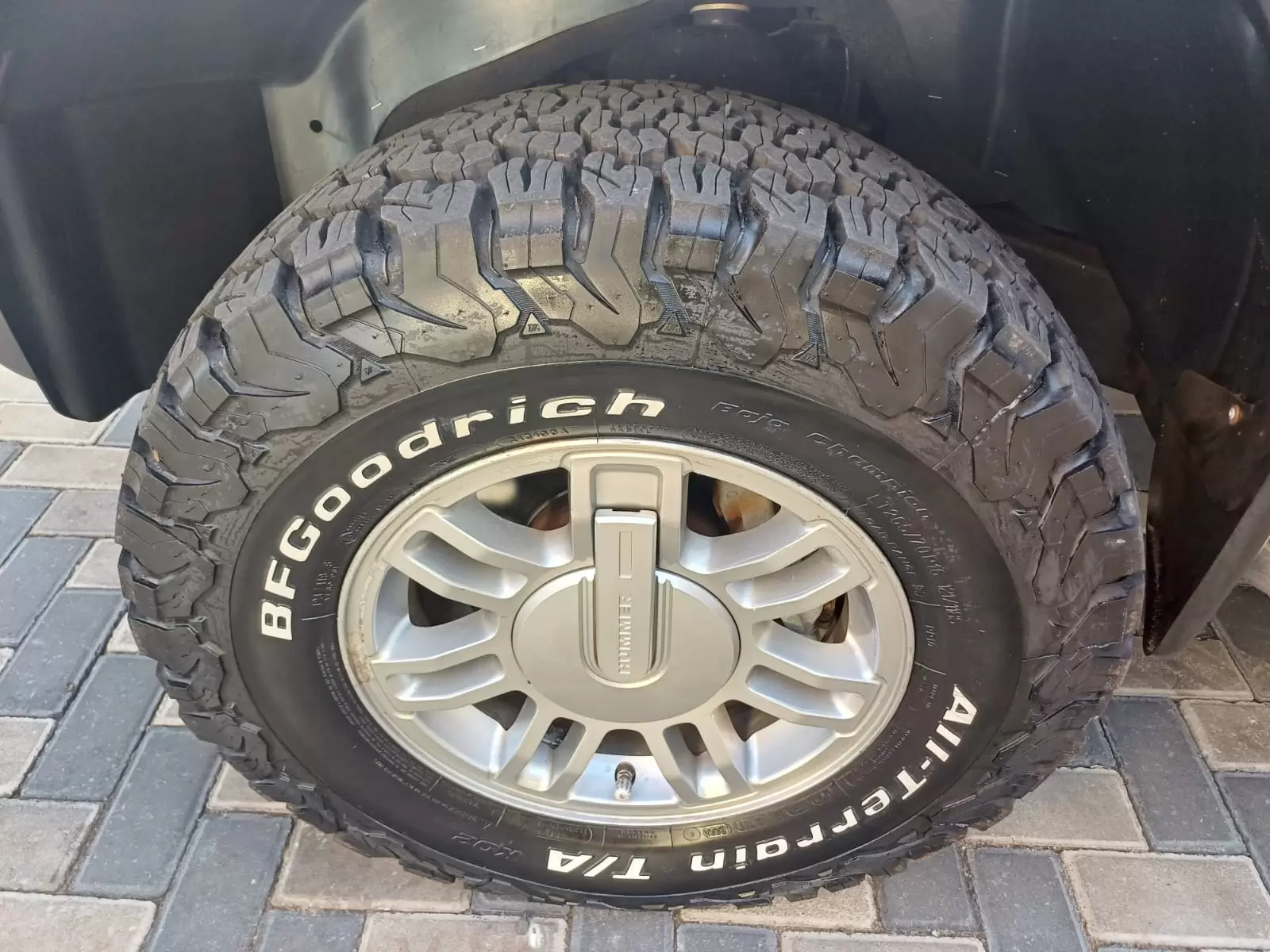 Hummer H3 4×4 2007 en Globalmotors: Potente todoterreno compacto y resistente.