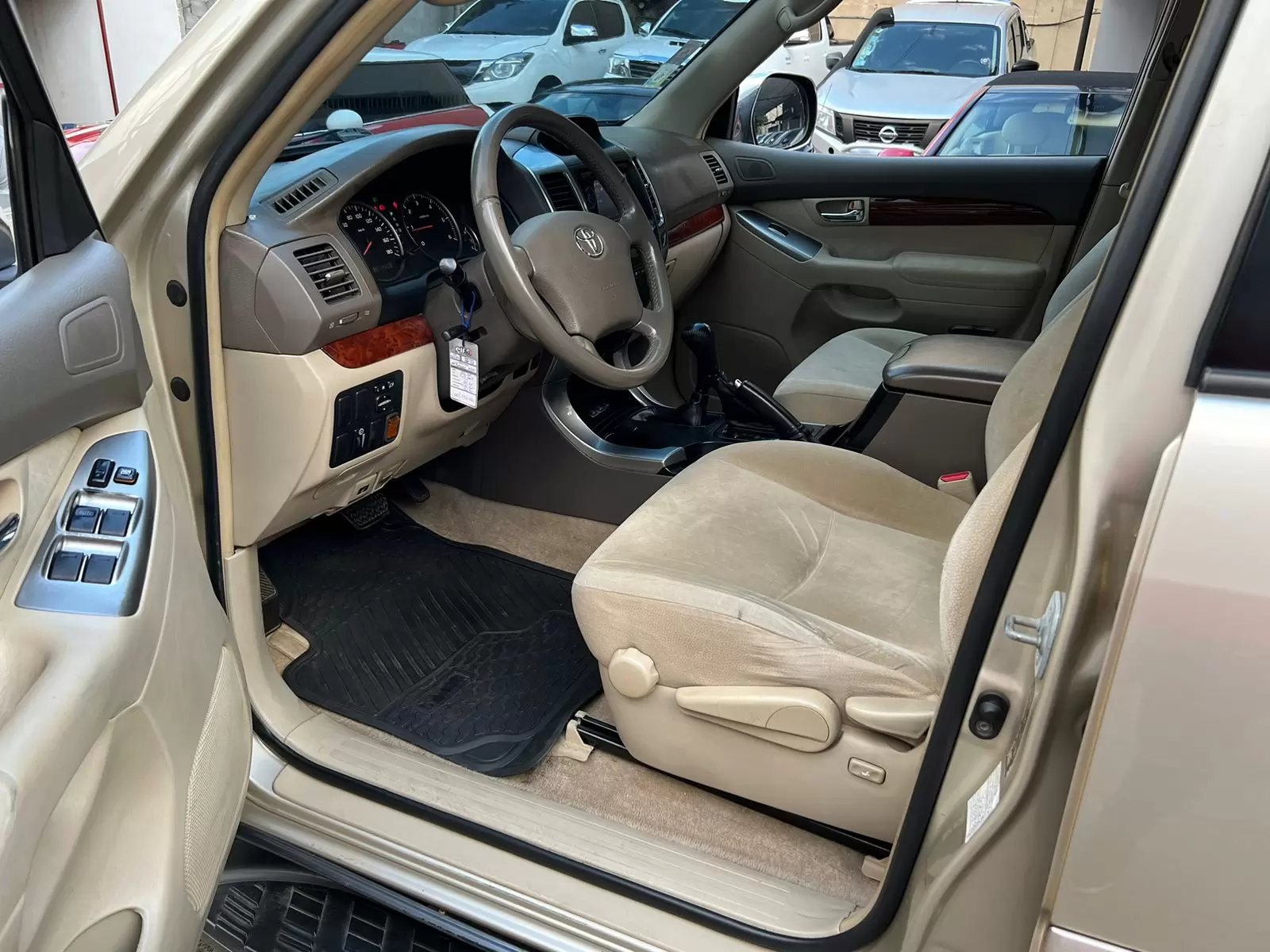 Toyota Prado VX 4×4 2009 en Globalmotors: ¡Descubre la aventura todoterreno!