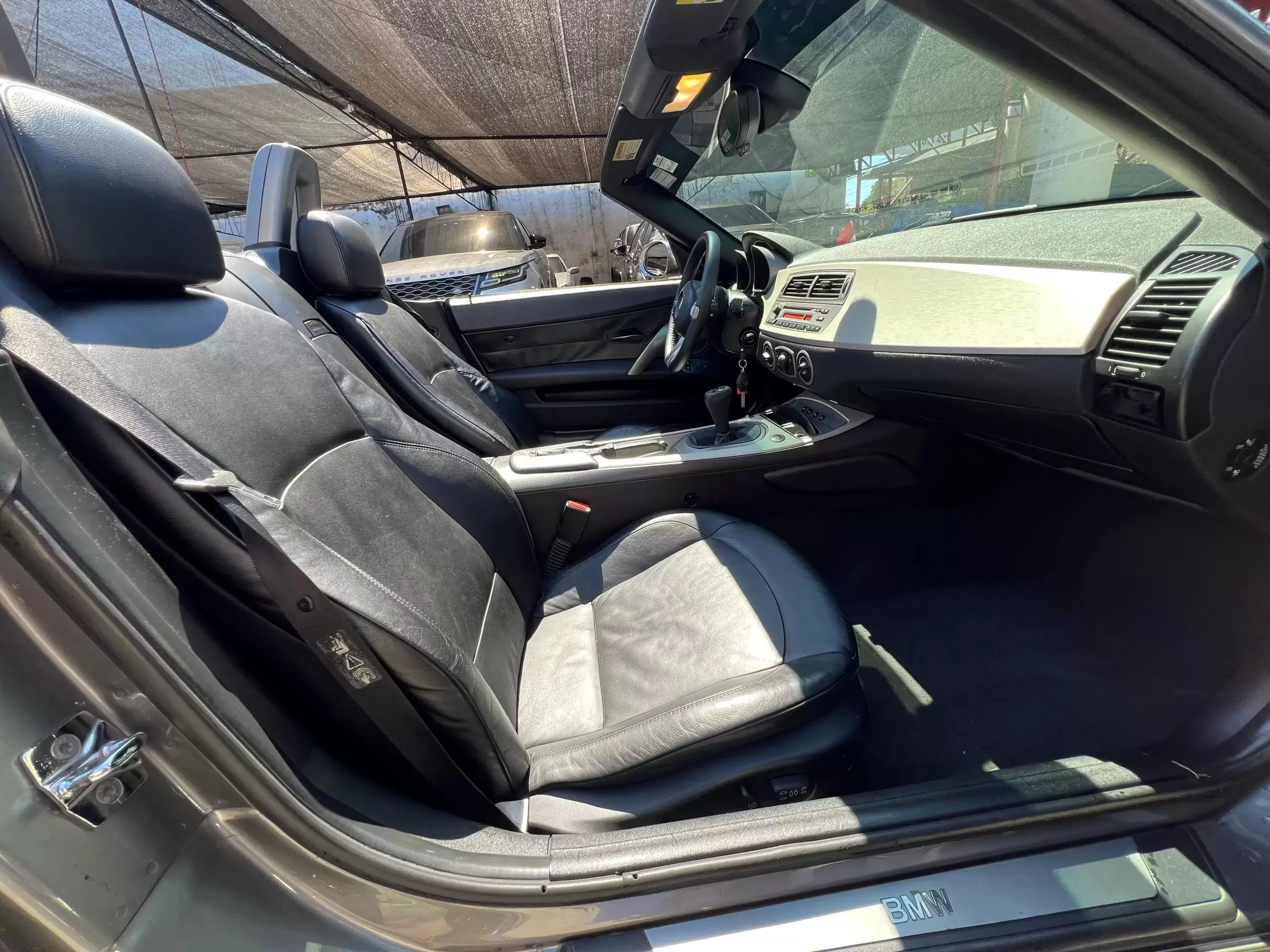 : BMW Z4 Roadster 25i 2004 en Globalmotors, Asunción, Paraguay.