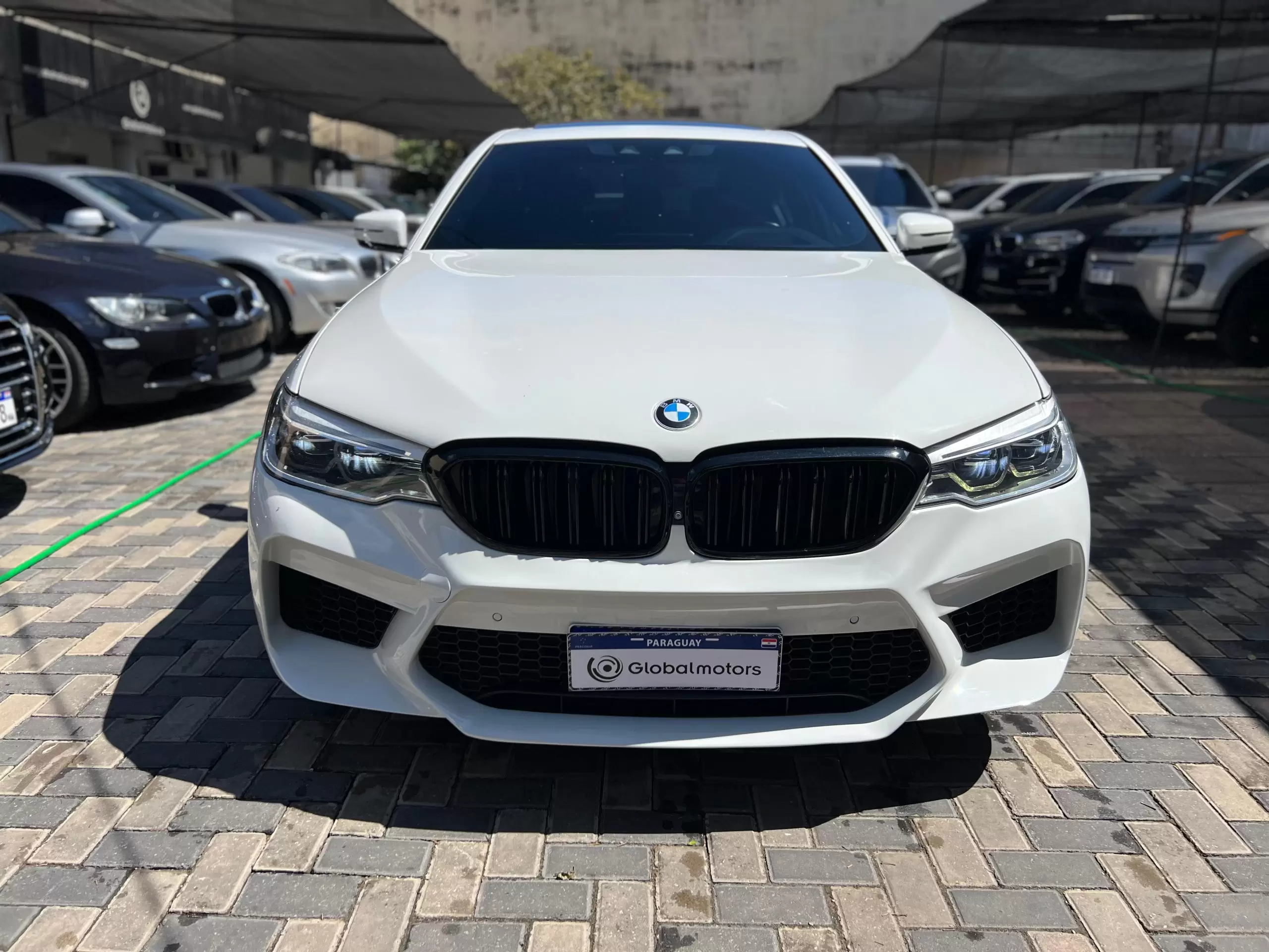 BMW 530i Sport Line Package 2018 en Globalmotors: Lujo y potencia.