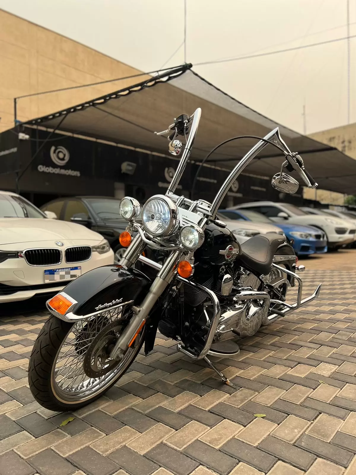 Harley Davidson Heritage Softail 2016 en Globalmotors: Estilo clásico y potencia.