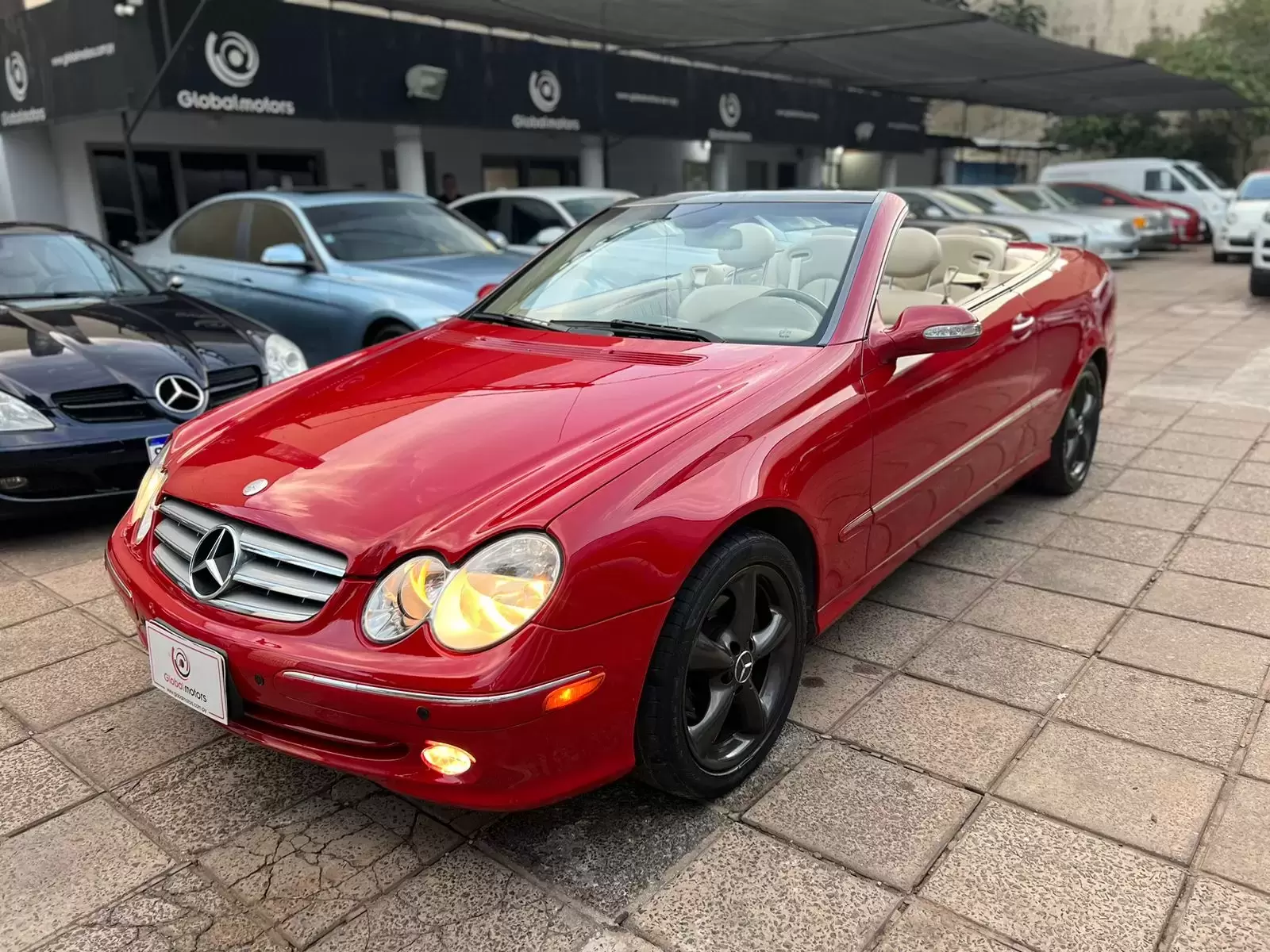 Mercedes Benz CLK 320 2005 Descapotable en Globalmotors, Asunción