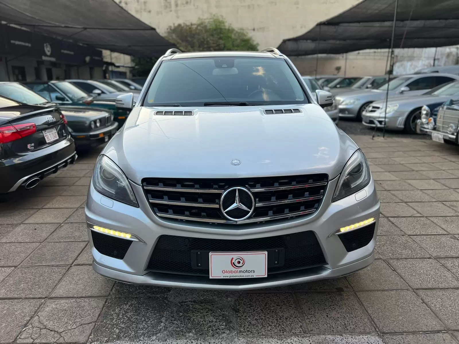 Mercedes Benz ML 63 AMG 2013 en Globalmotors: Lujo y potencia.