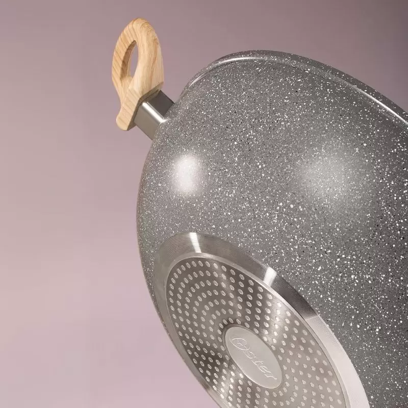 Sartén Oster 5.5L con tapa, antiadherente y elegante