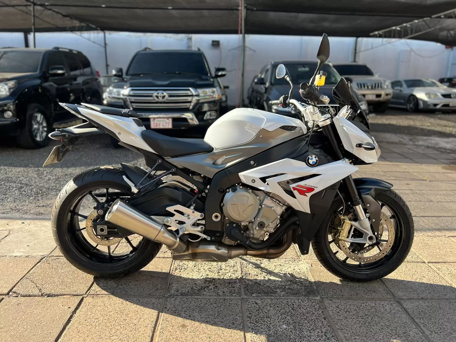 Bmw S1000r Naked 2015 en Globalmotors: Potencia y elegancia combinadas