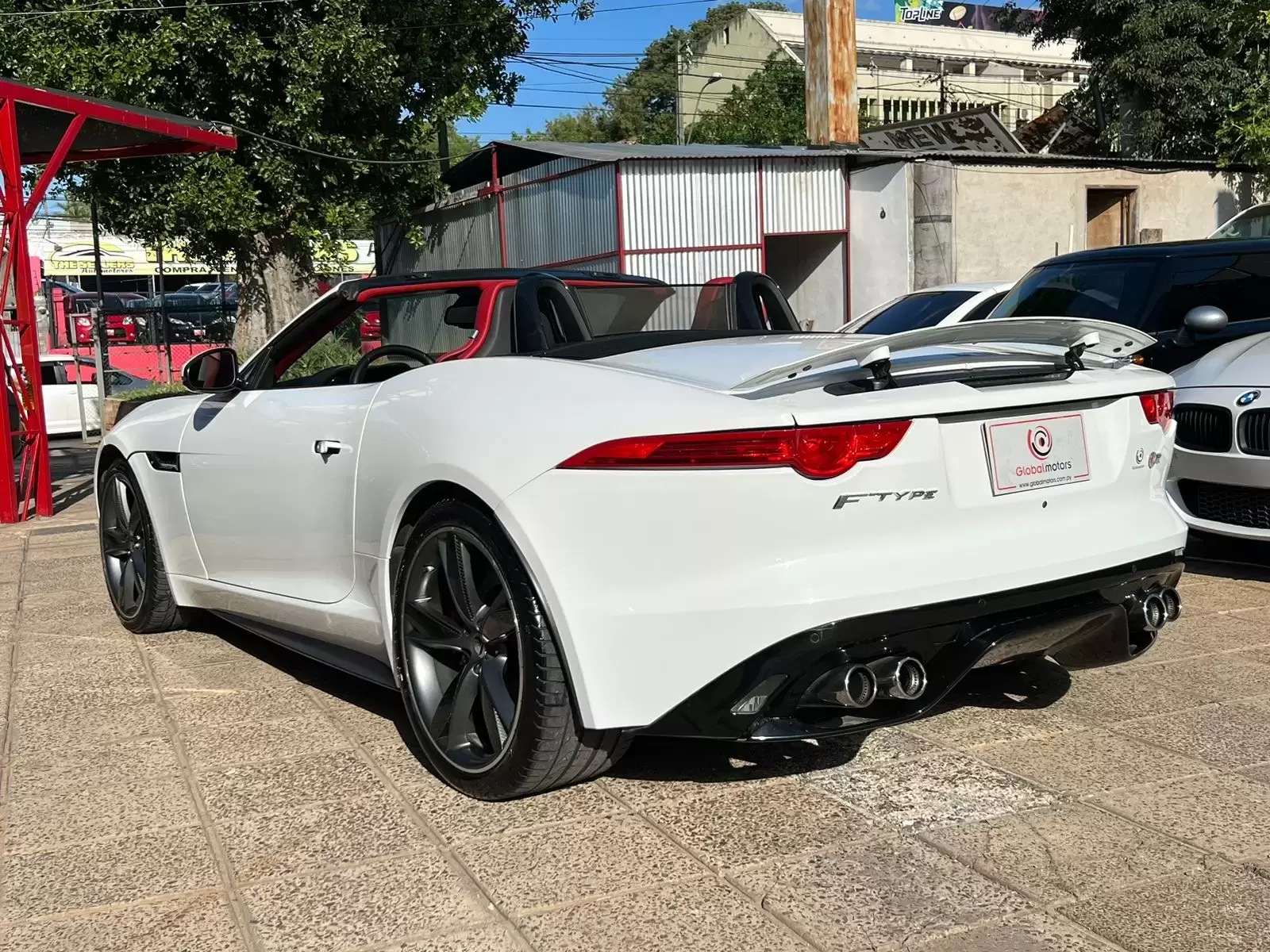 Jaguar F-Type Convertible Full 2014 en Globalmotors: lujo y potencia.